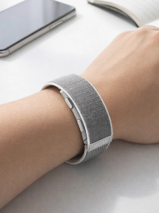 VALDUS VITRO Smart Health Bracelet – умный фитнес-браслет