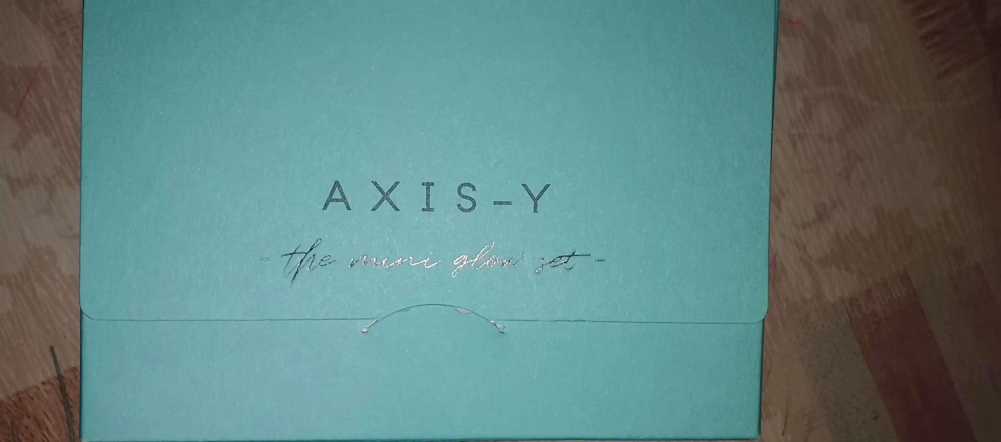 AXIS-Y The Mini Glow set tinchlantiruvchi miniatyura to'plami