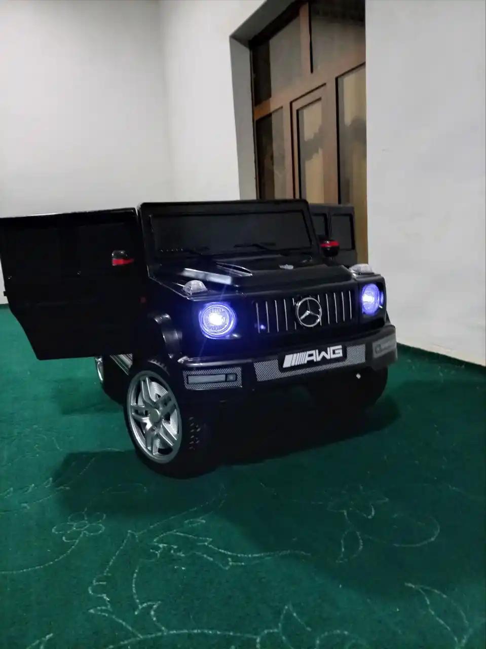 Детский электромобиль, Mercedes-Benz G-класс