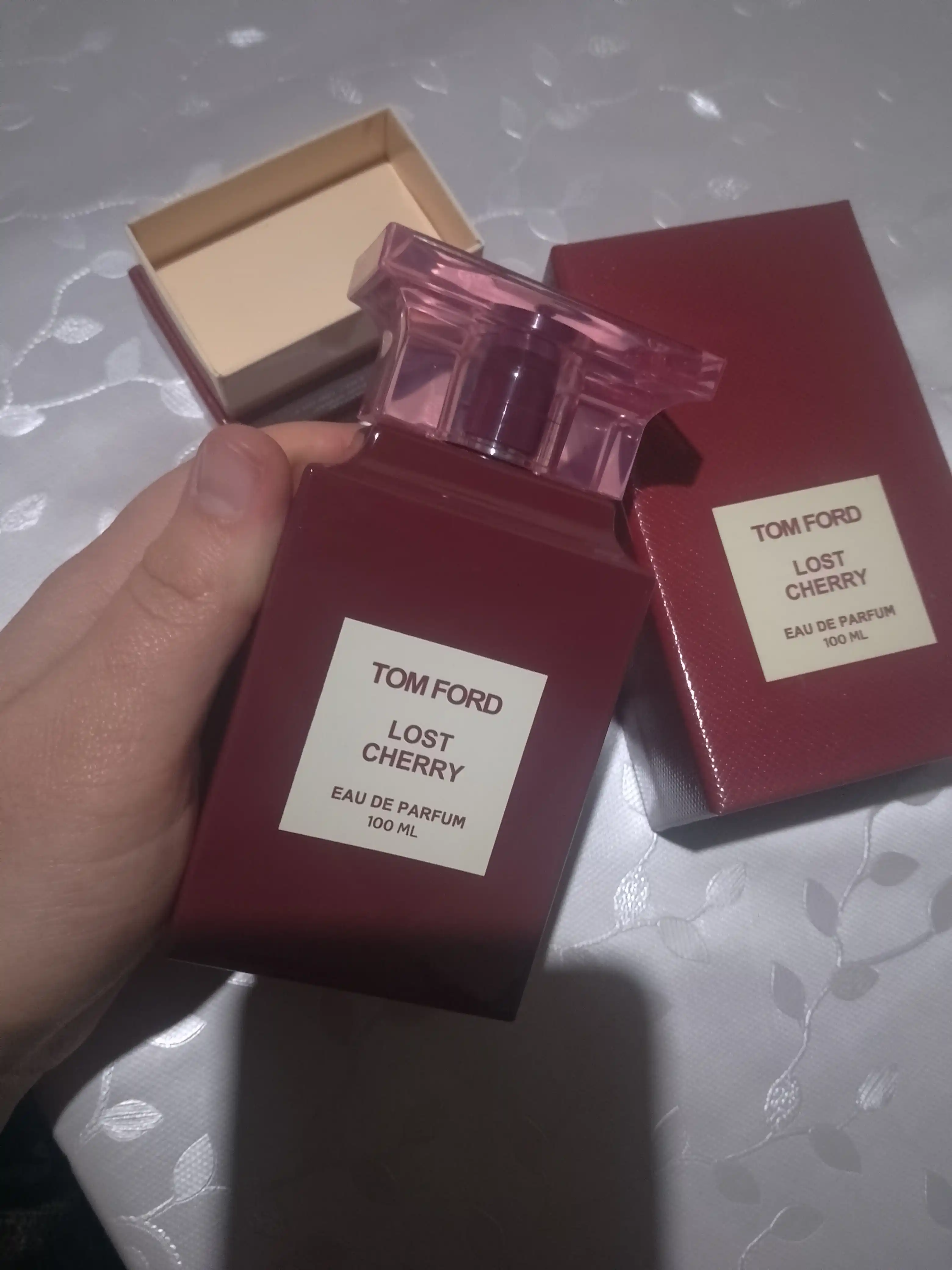 Lost Cherry ayollar va erkaklar uchun sovg'a, parfyumlangan suvi, unisex, 100 ml