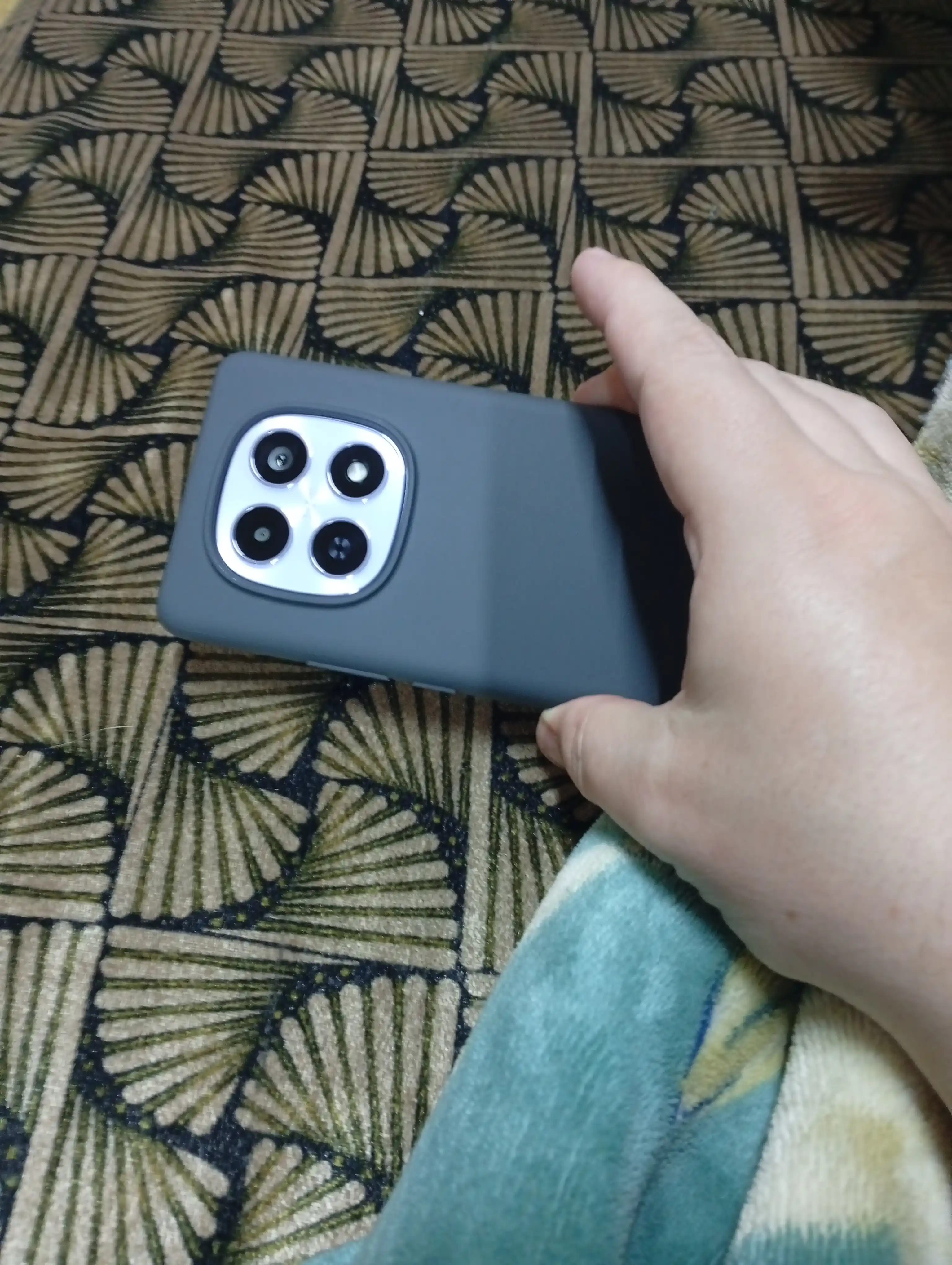 Смартфон Xiaomi Redmi Note 15, 108МП, AMOLED 120 ГЦ, 6000 мАч