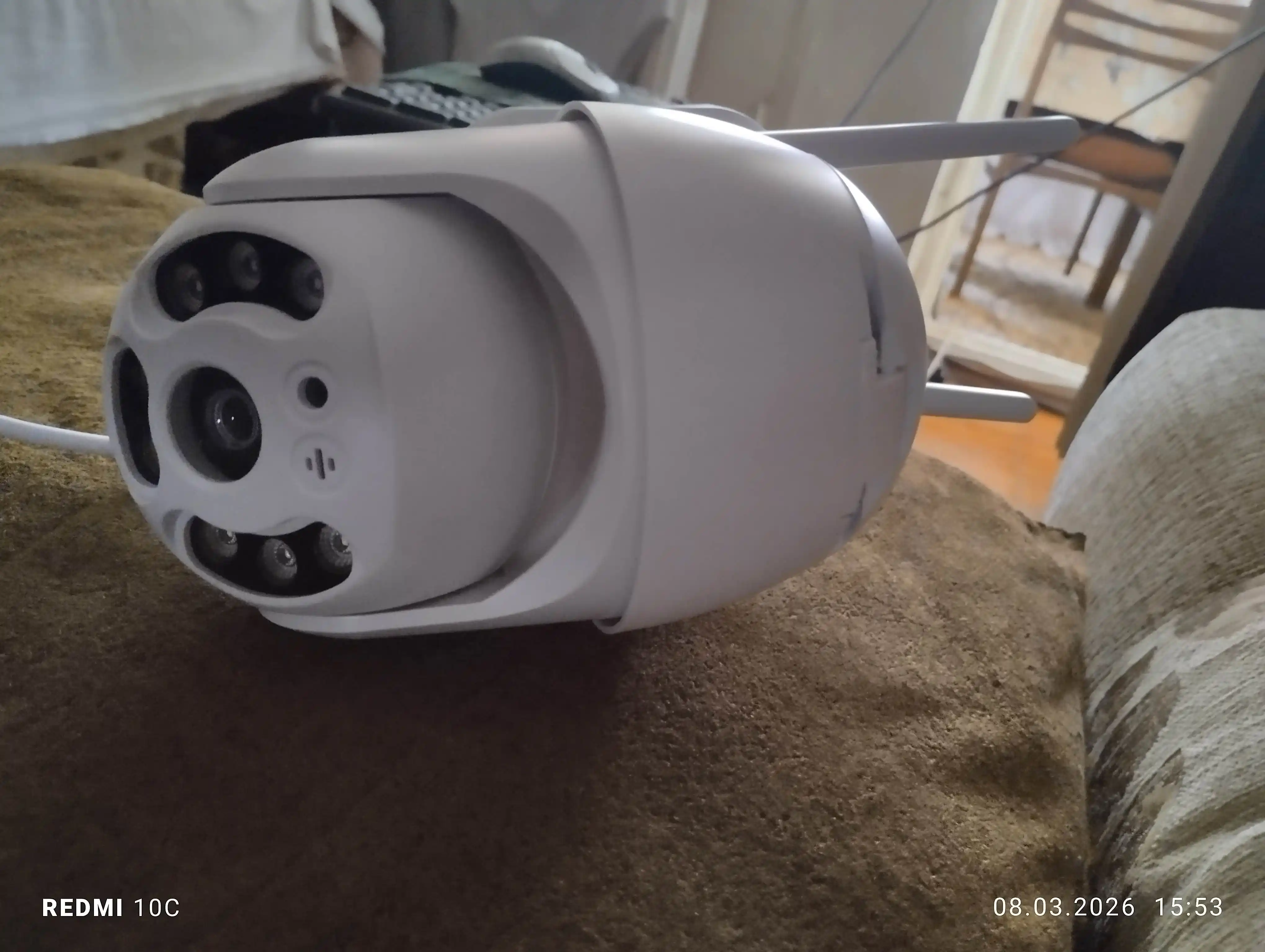 Wi-Fi камера видеонаблюдения с ночным видением, поворотом 360, датчиком движения