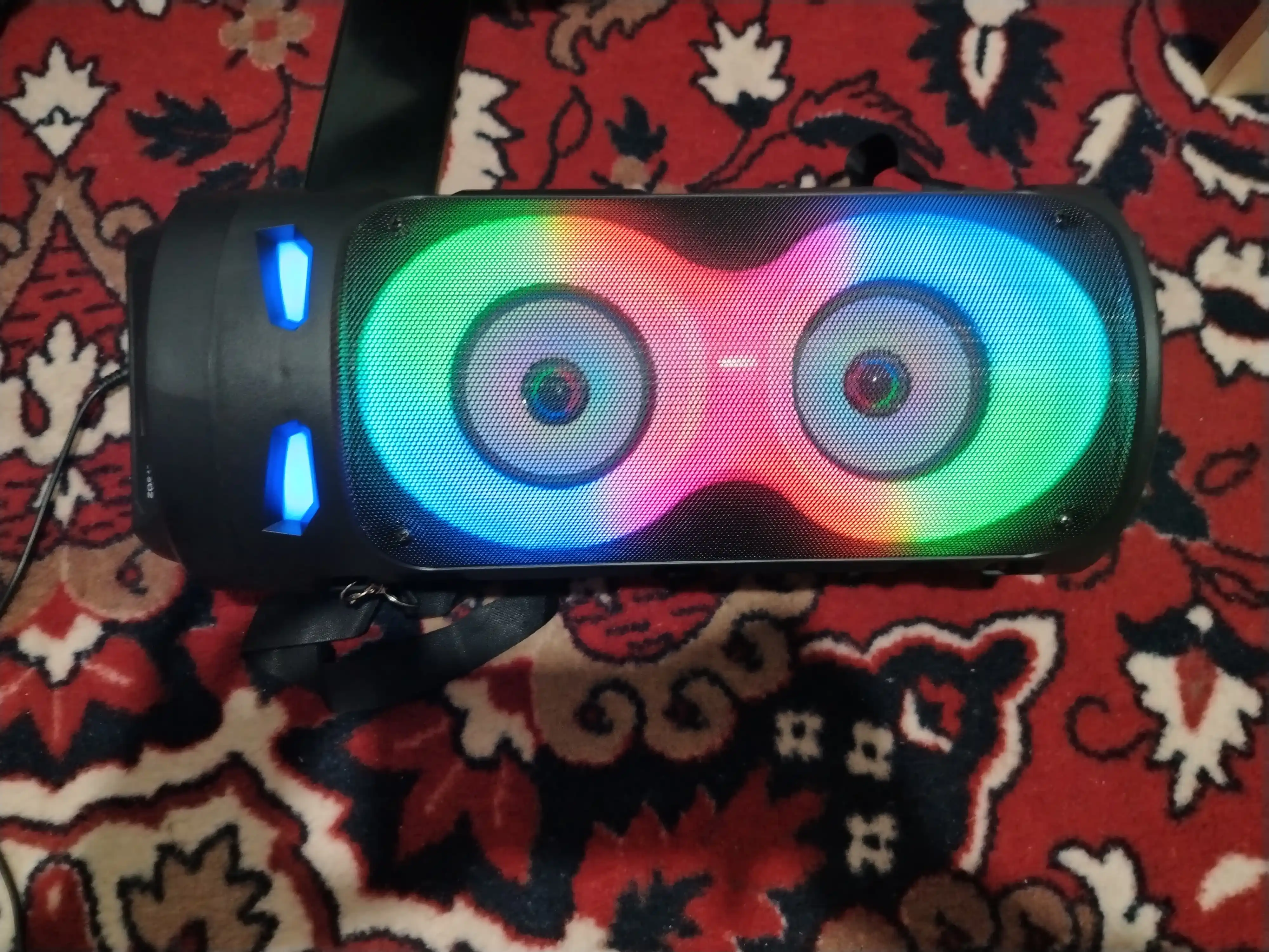 Караоке-колонка ZQS4239, Bluetooth, с микрофоном и RGB-подсветкой