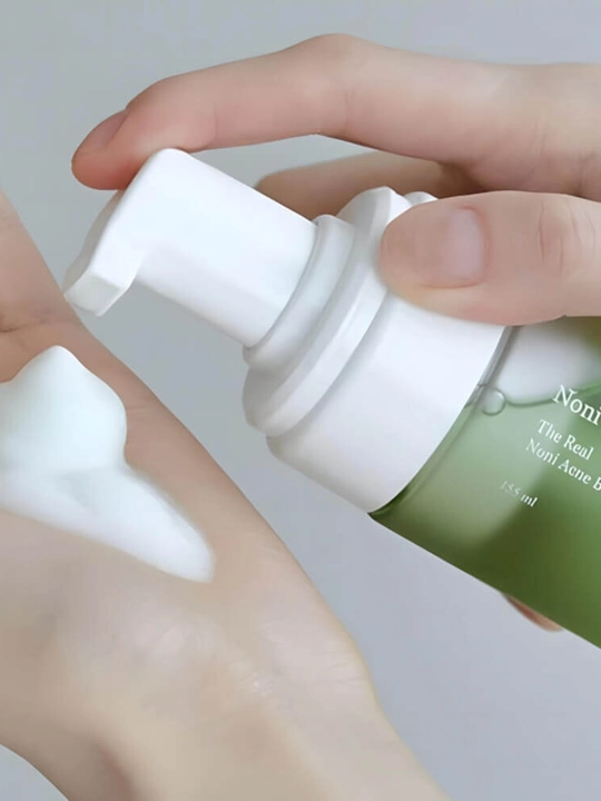 Celimax The Real Noni Acne Bubble Cleanser — кислородная пенка с нони для лица 155 мл