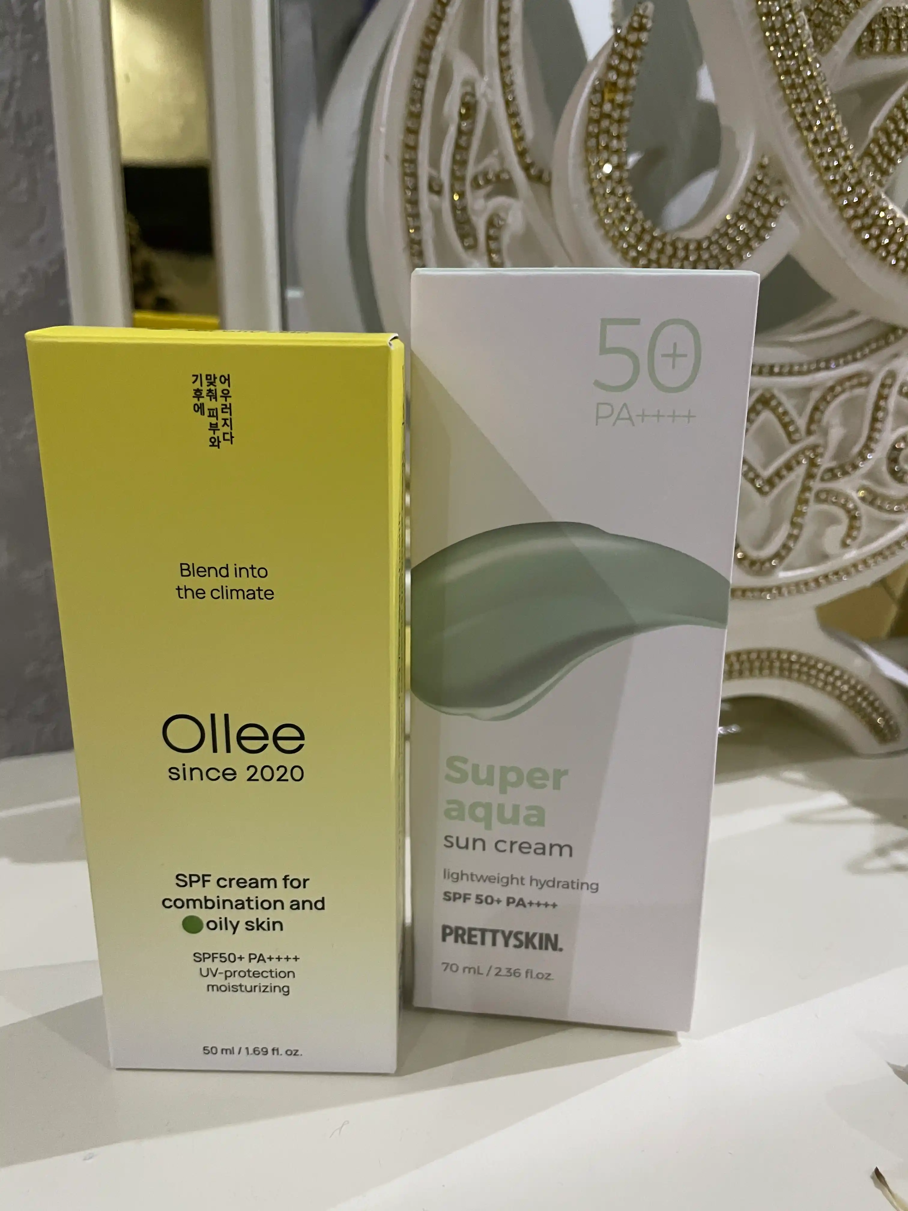 Солнцезащитный крем OLLEE для лица SPF50+ для жирной и комбинированной кожи, 50 мл