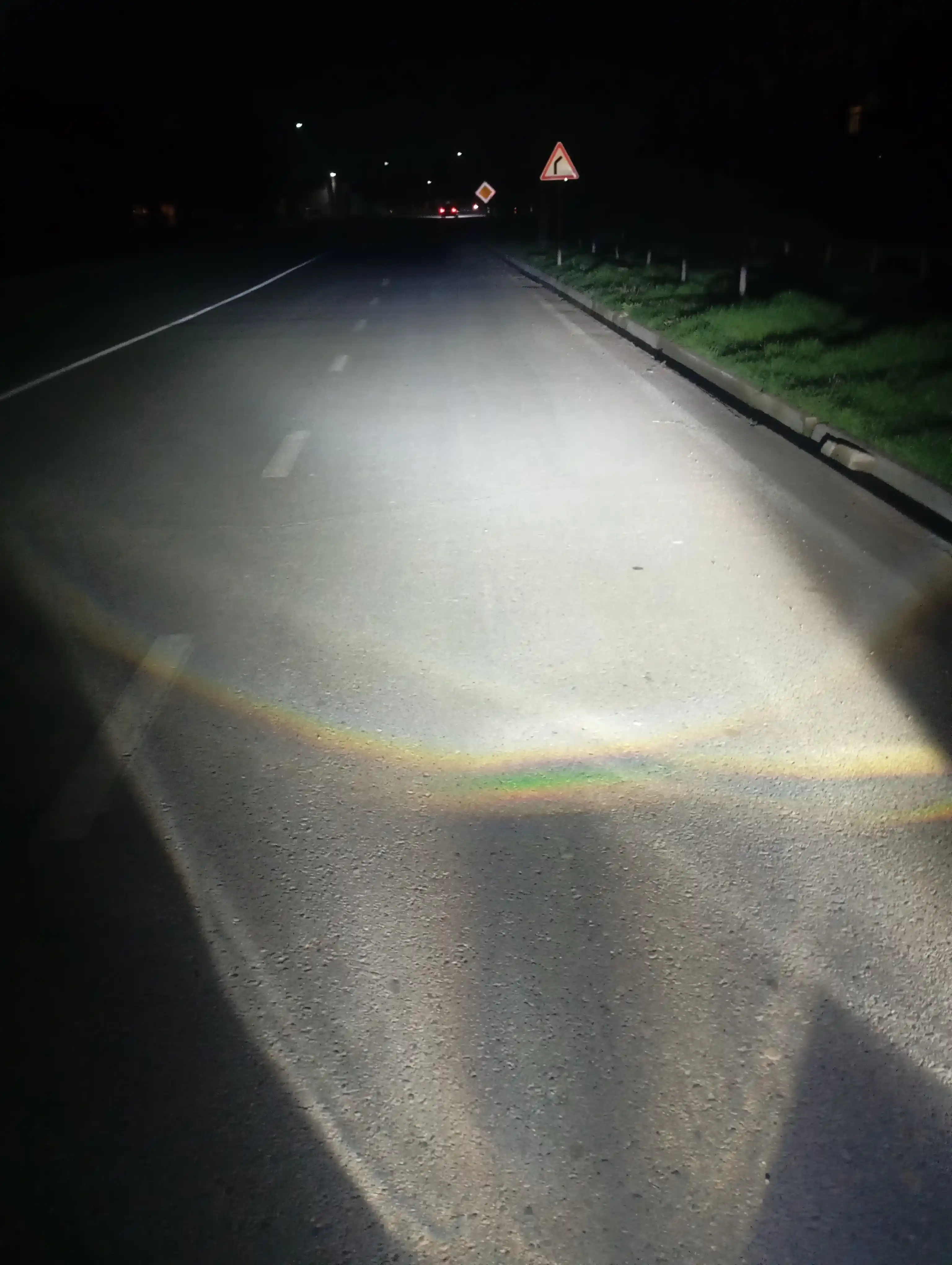 Linzali va chiziqli lampalar G20 H4, quvvati 120 Vt, kuchlanishi 12-24V
