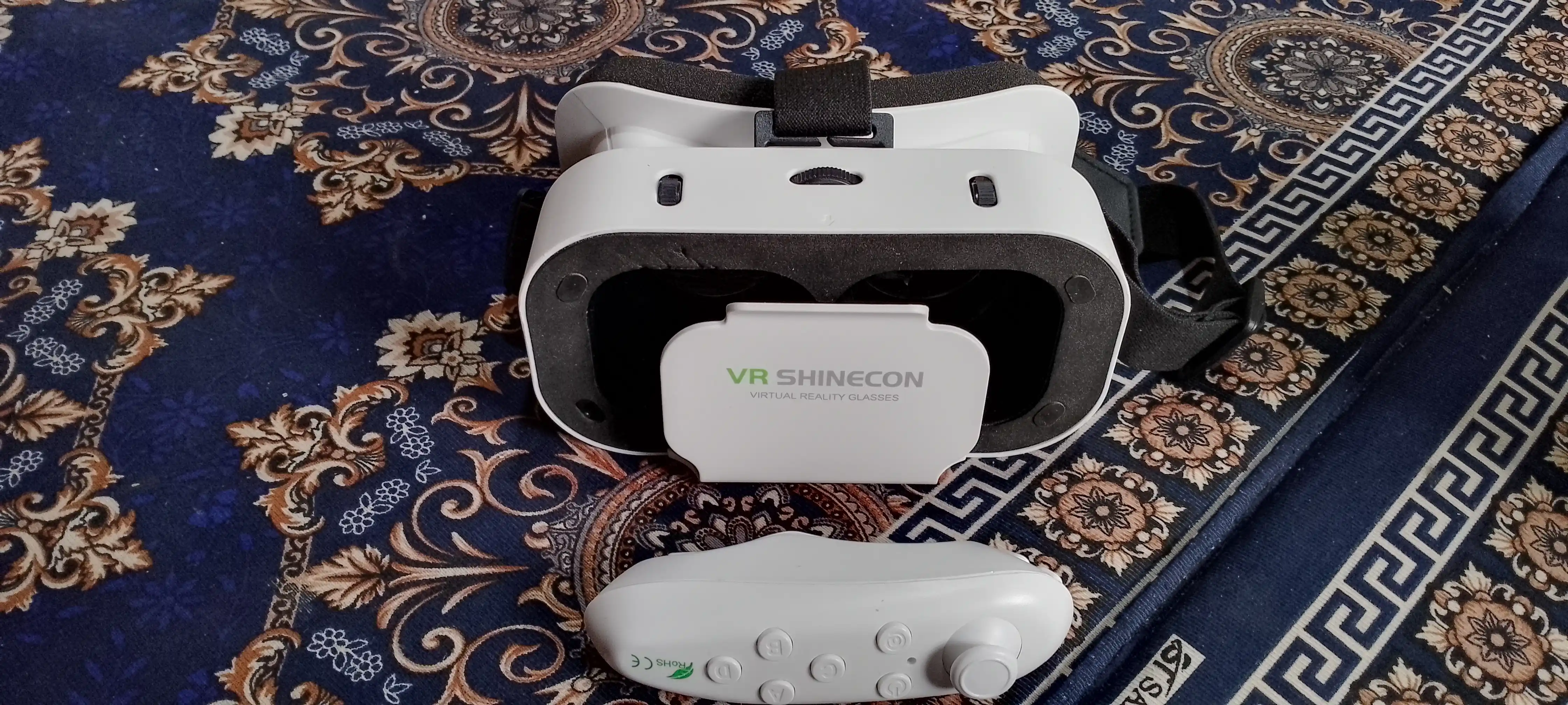 Очки виртуальной реальности VR Shinecon G05A + джойстик, пульт, геймпад