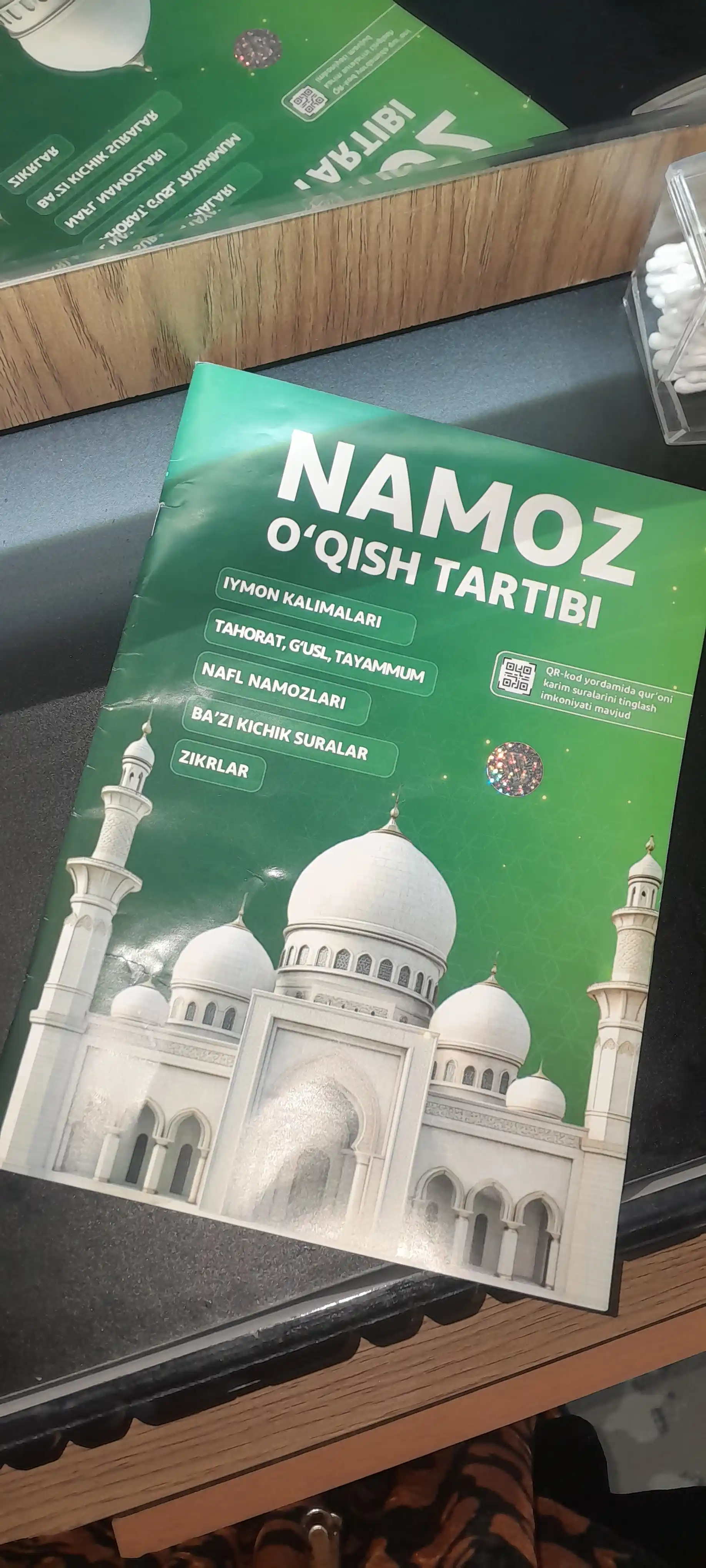 Namoz o'qish kitobi va duolar, rasmlar bilan A4