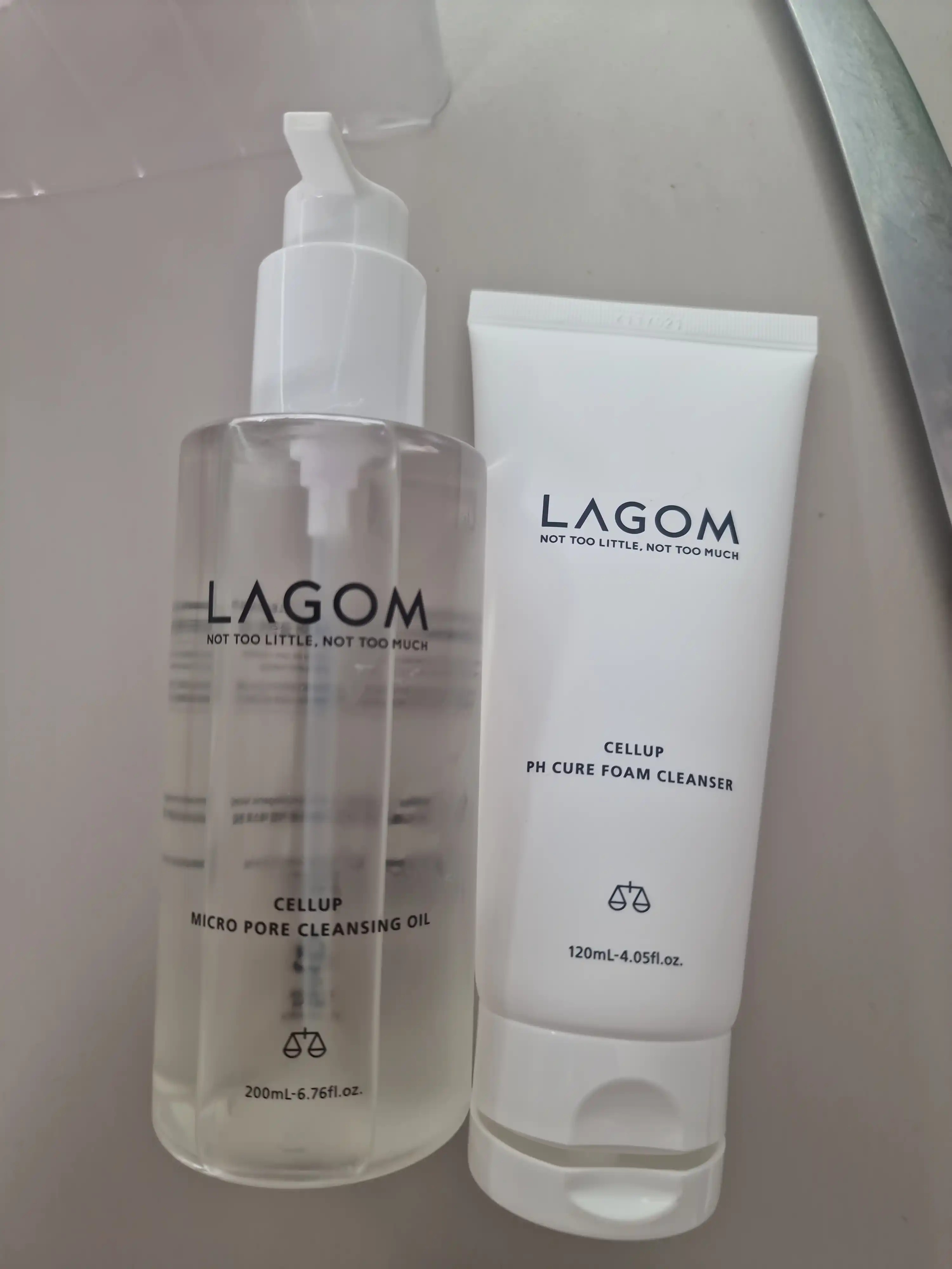 LAGOM — Gidrofil yog‘ makiyaj, SPF va sebumni tozalovchi, 200 ml