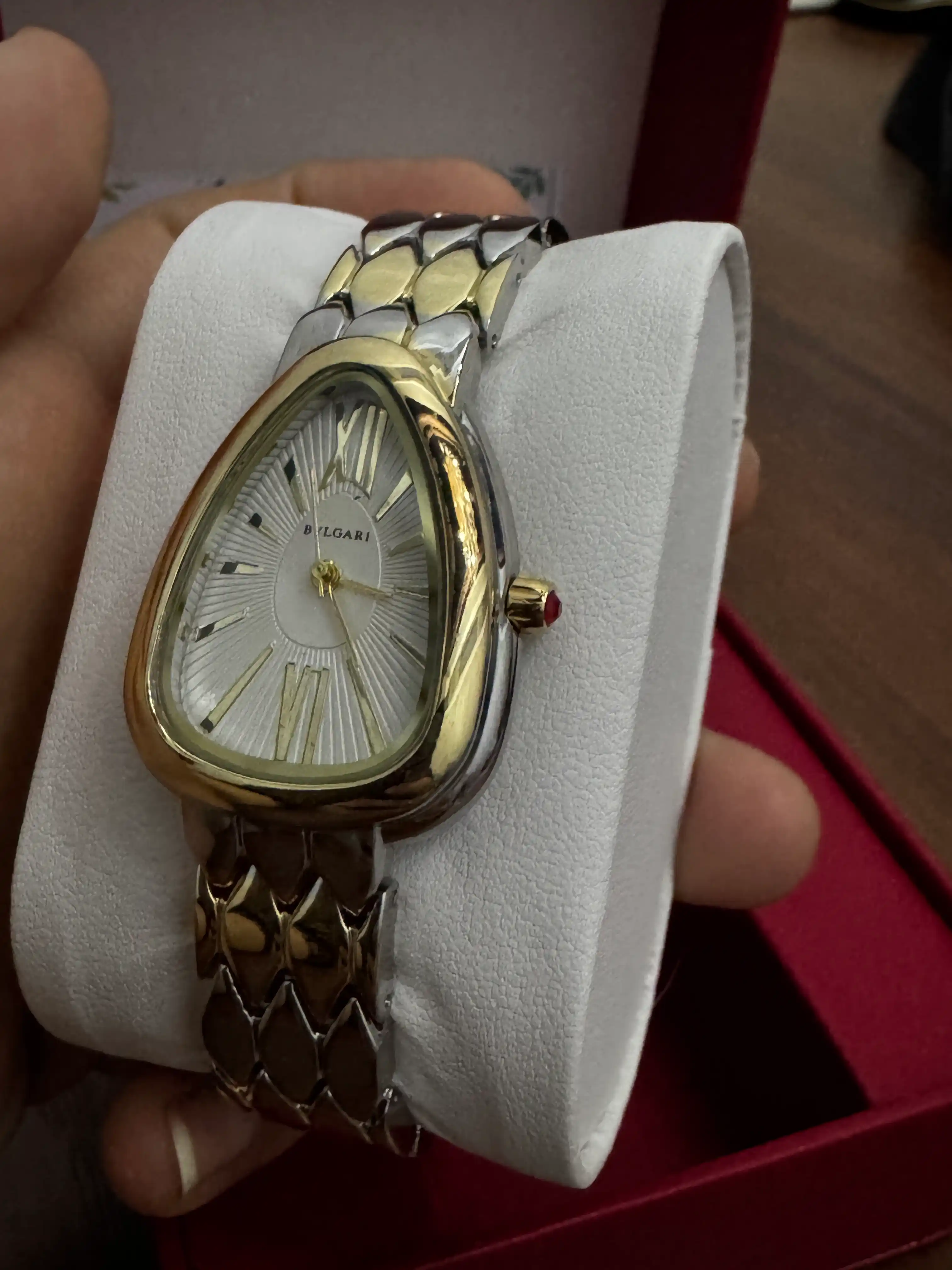 BVLGARI Serpenti uslubidagi ayollar soati