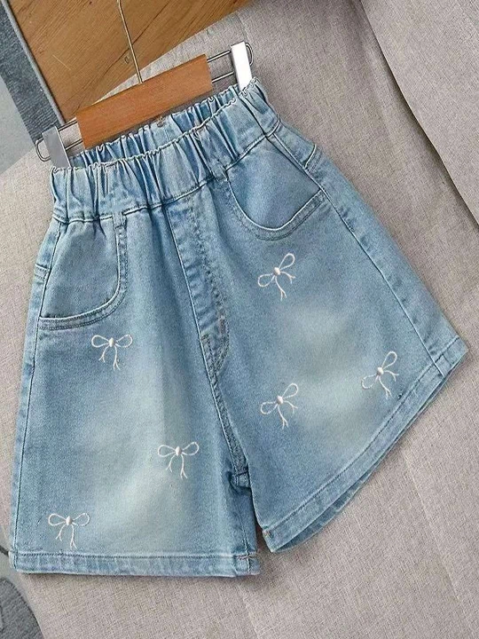 Qizlar uchun zamonaviy yozgi jensi shortik. Trenndagi jense, shortik. Nafis shortilar - 