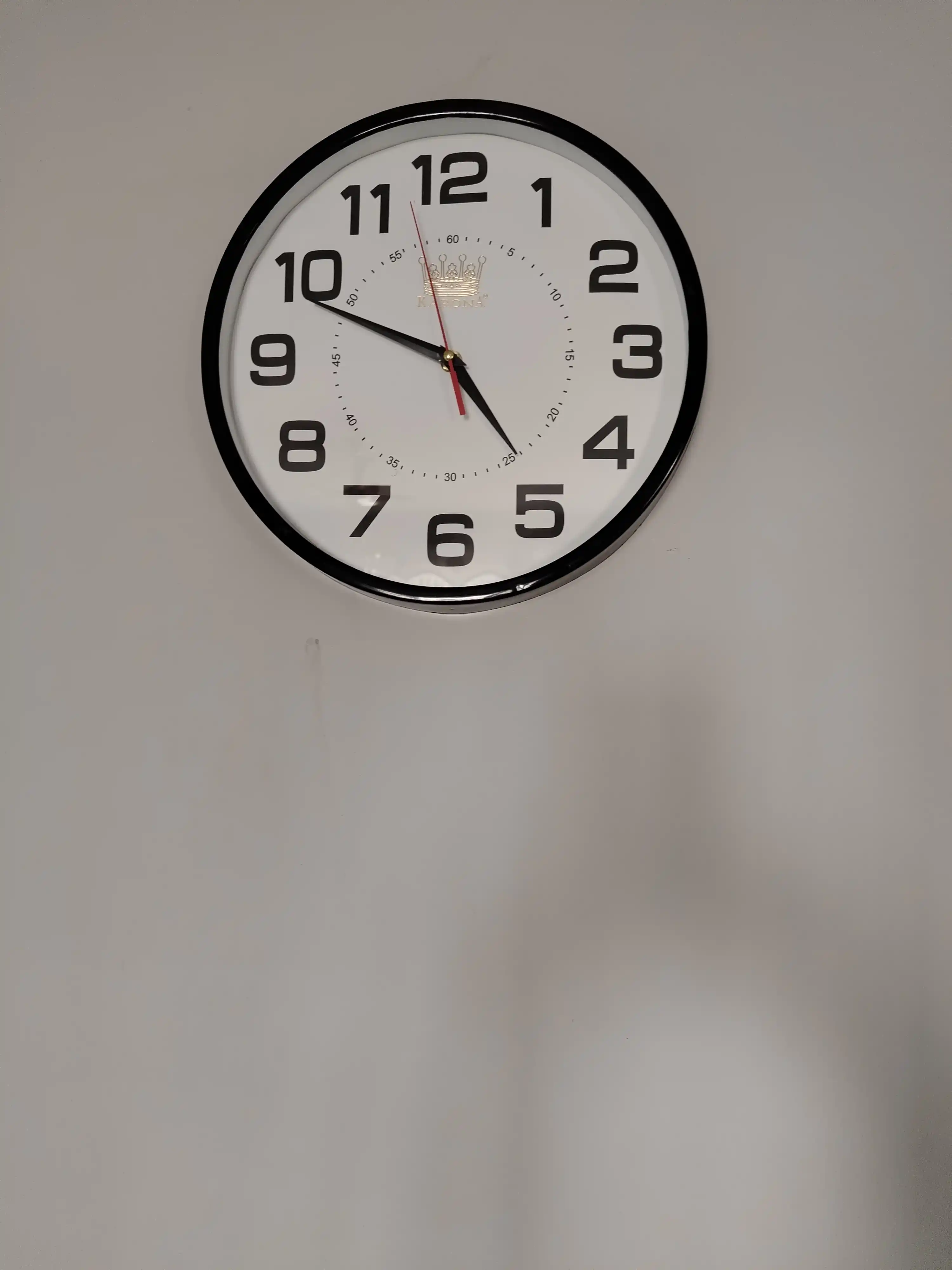 Karona, uy va ofis uchun devor soati