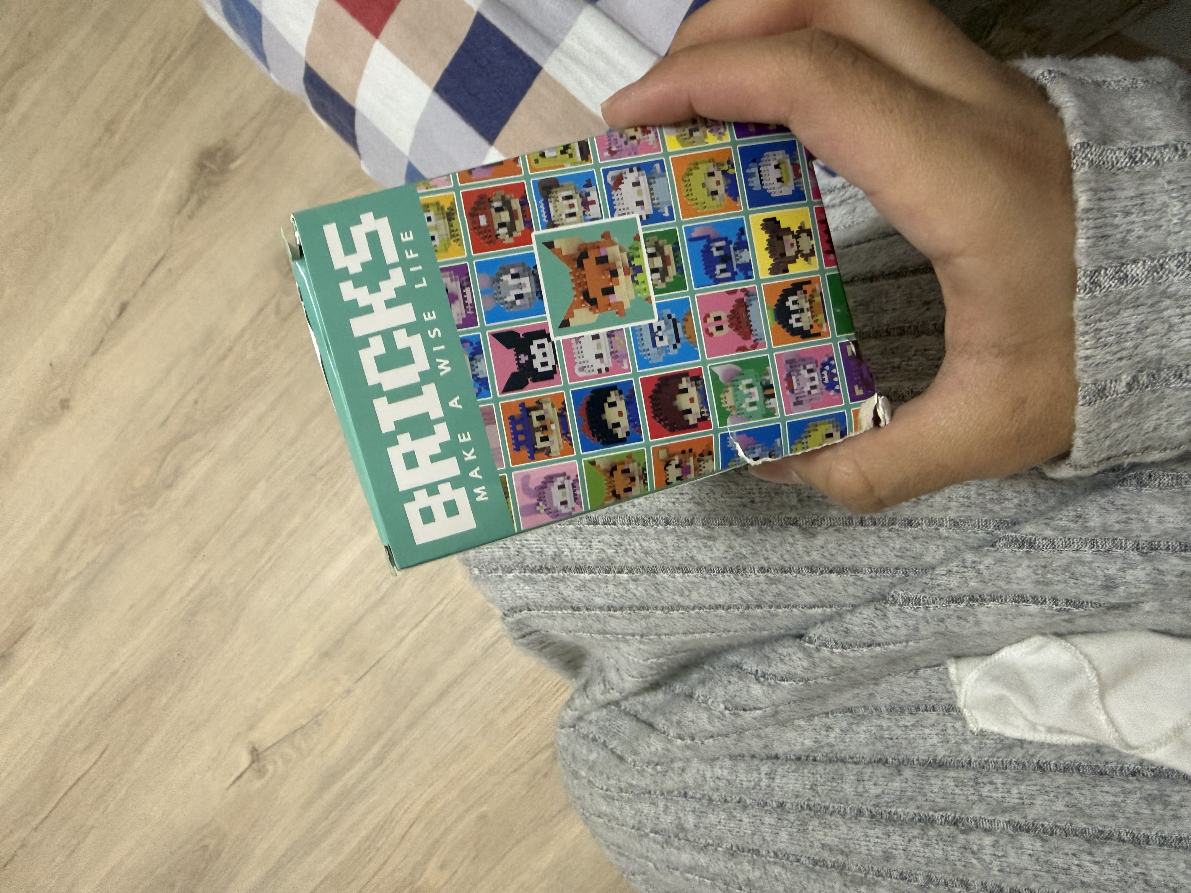 Konstruktor 3D blok, mini Lego, bolalar va kattalar uchun o'yinchoq jumboq, raqamlar sariq