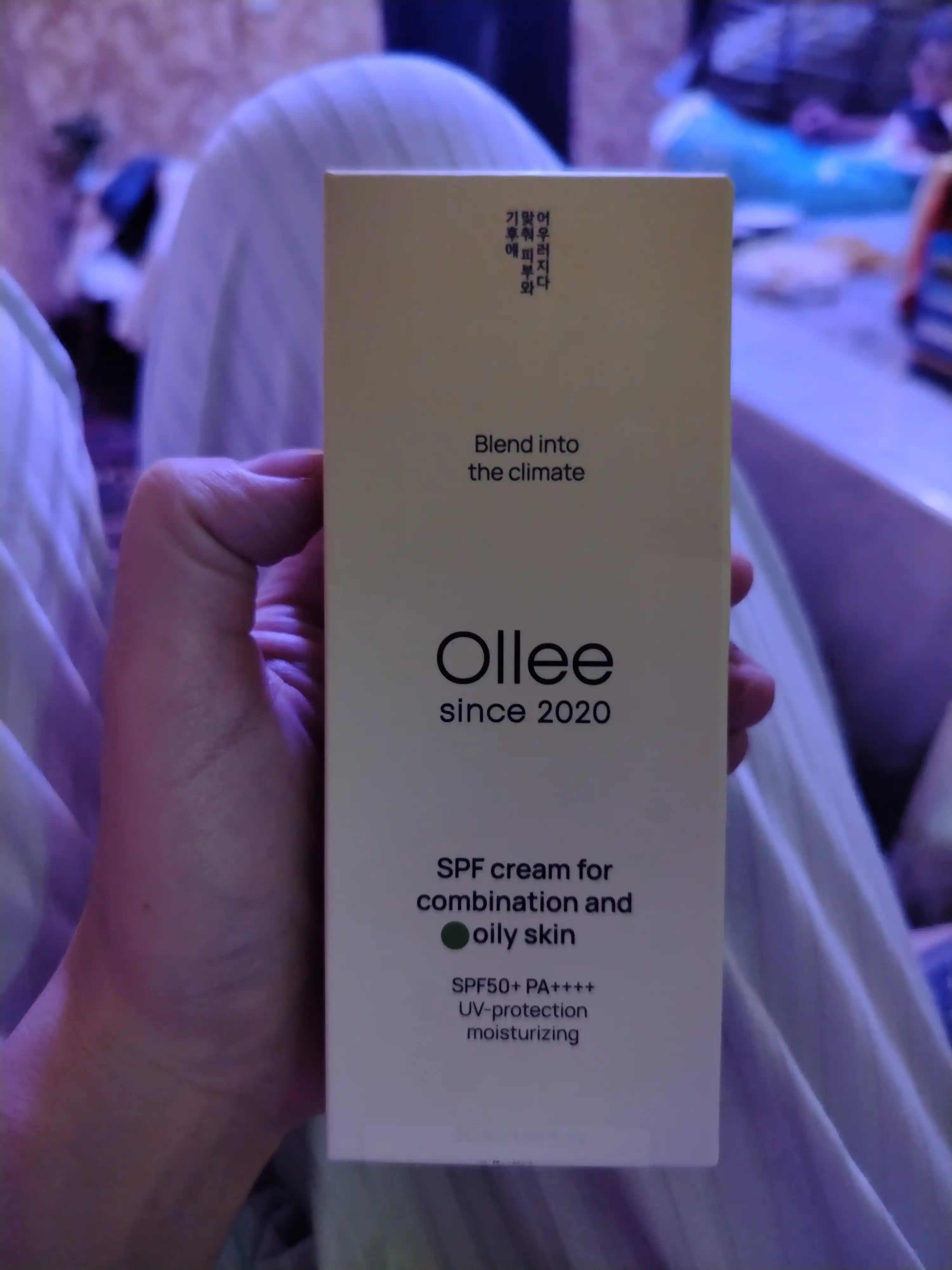 Солнцезащитный крем OLLEE для лица SPF50+ для жирной и комбинированной кожи, 50 мл