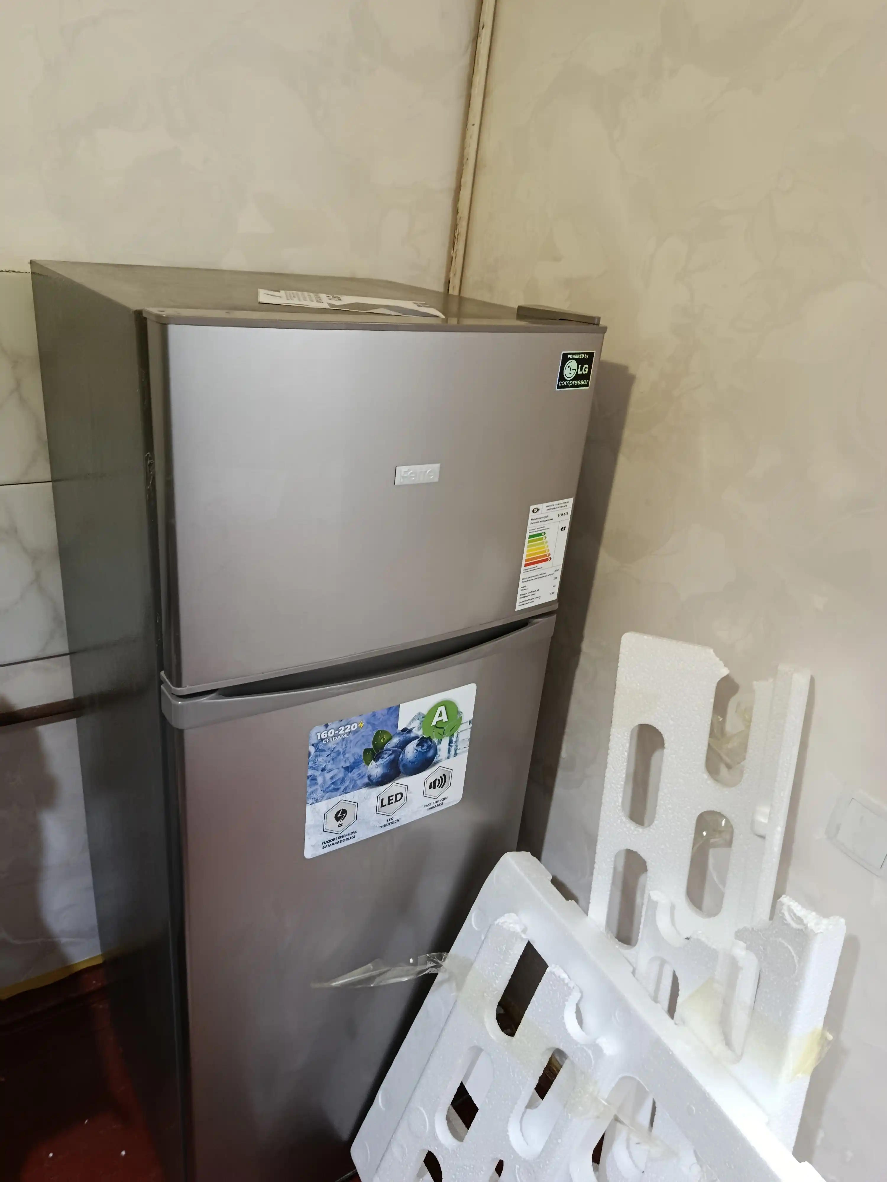 Холодильник Ferre BCD-275, 225 л, 2 камеры, компрессор LG, Defrost, 3 цвета