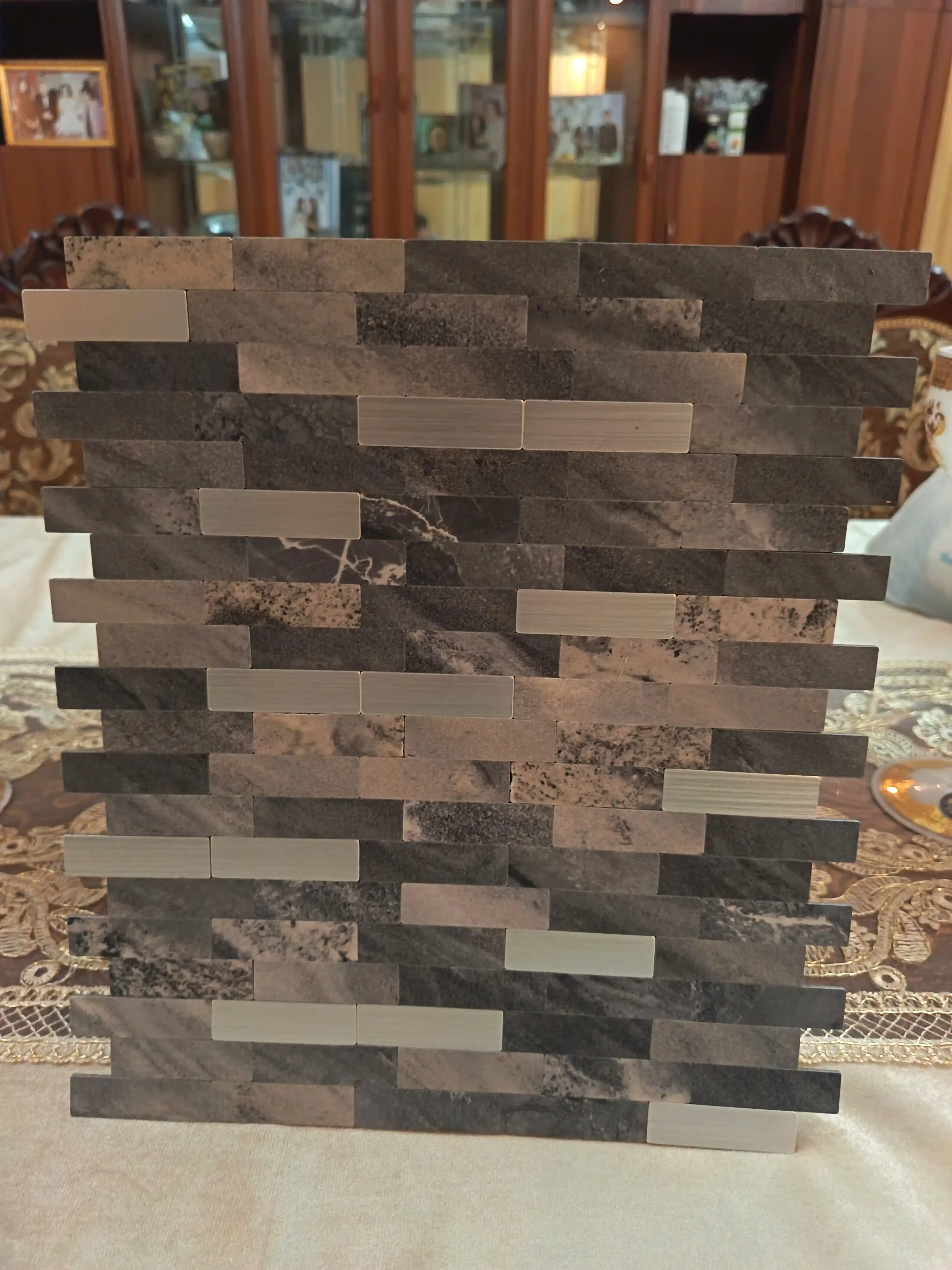 Devor uchun o‘zi yopishadigan mozaikali qattiq pvx panel 30.3 × 27.5 sm, bezakli 3D panel