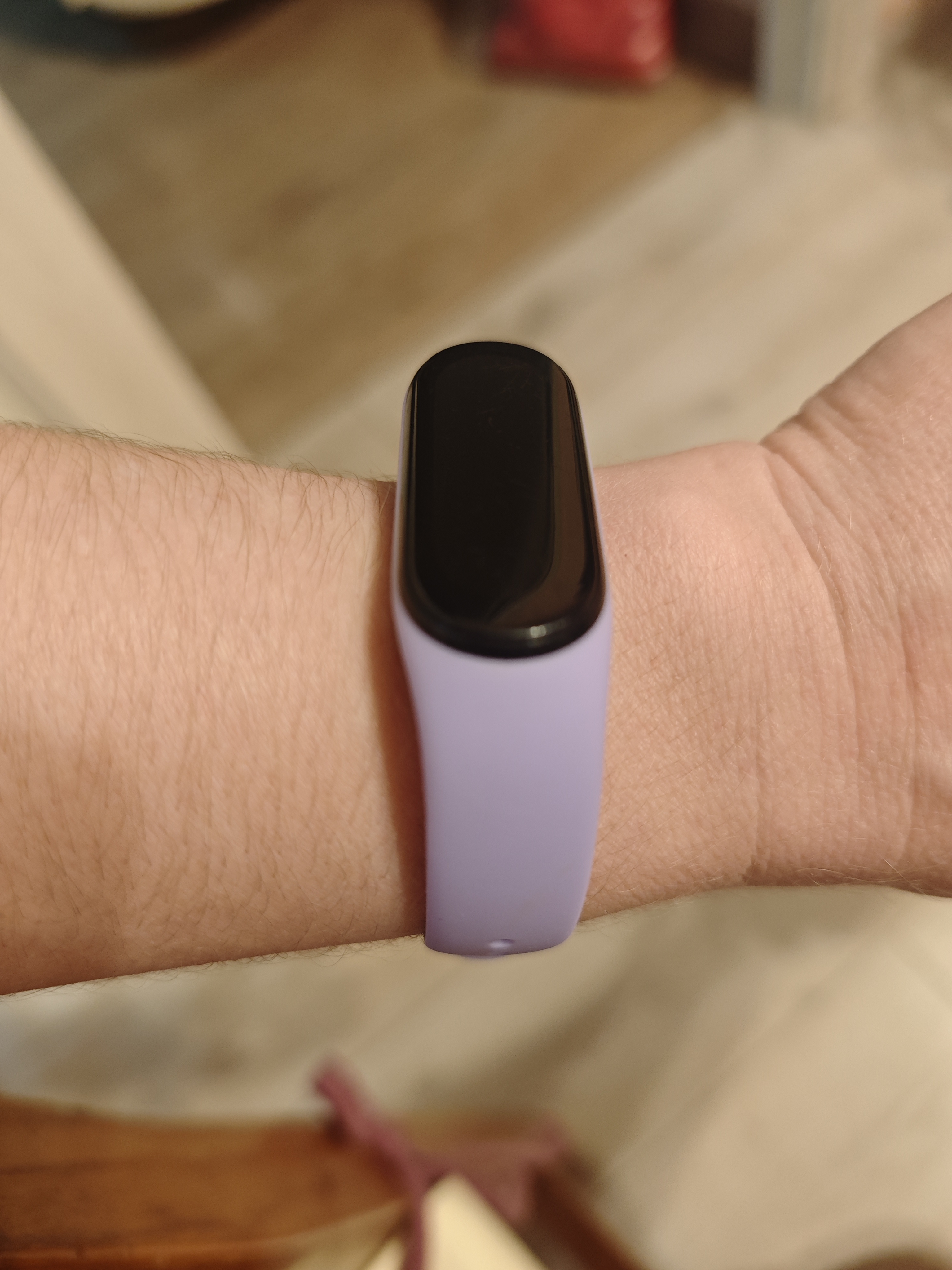 Xiaomi Mi Band 5, 6, 7 uchun silikon tasma