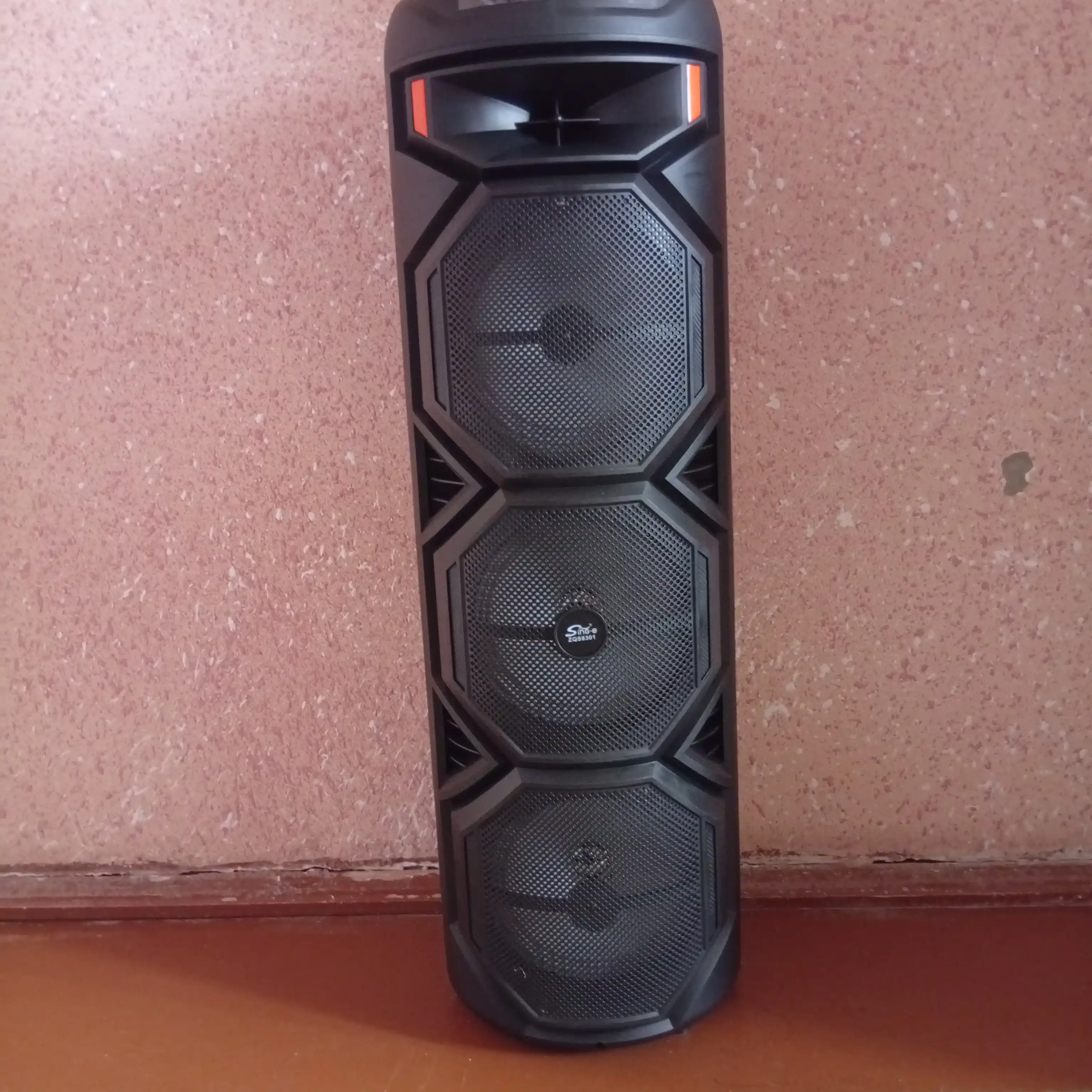 Karaoke kolonka, Bluetooth, simsiz mikrofonli, RGB chiroqli, 90×30 sm