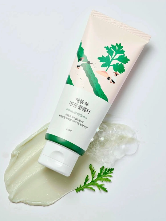 Round Lab Mugwort Calming Cleanser успокаивающая пенка с полынью 150 мл