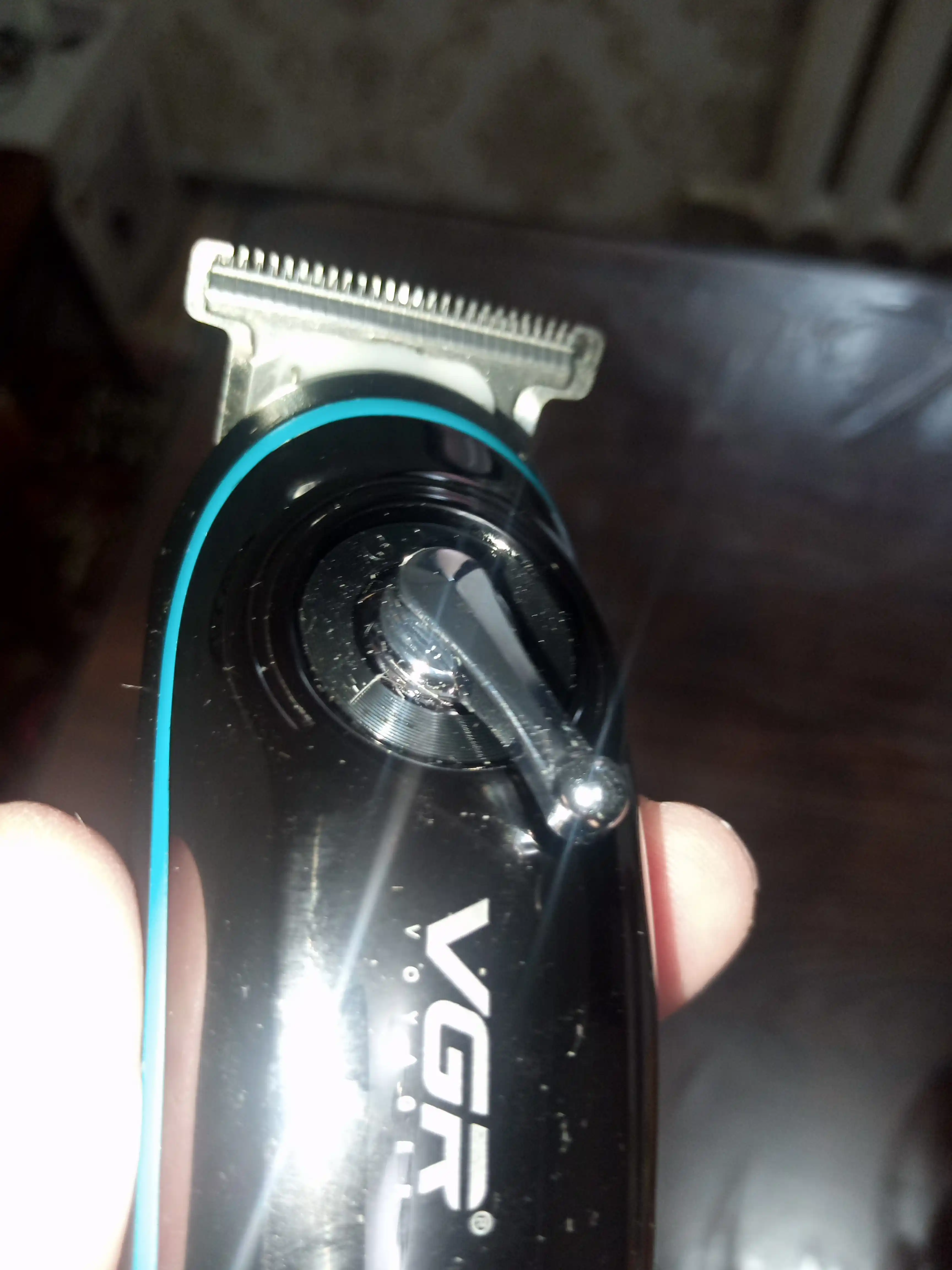 Soqol, mo‘ylov va soch uchun simsiz VGR V-055, 071, 075, 999, 933 trimmer