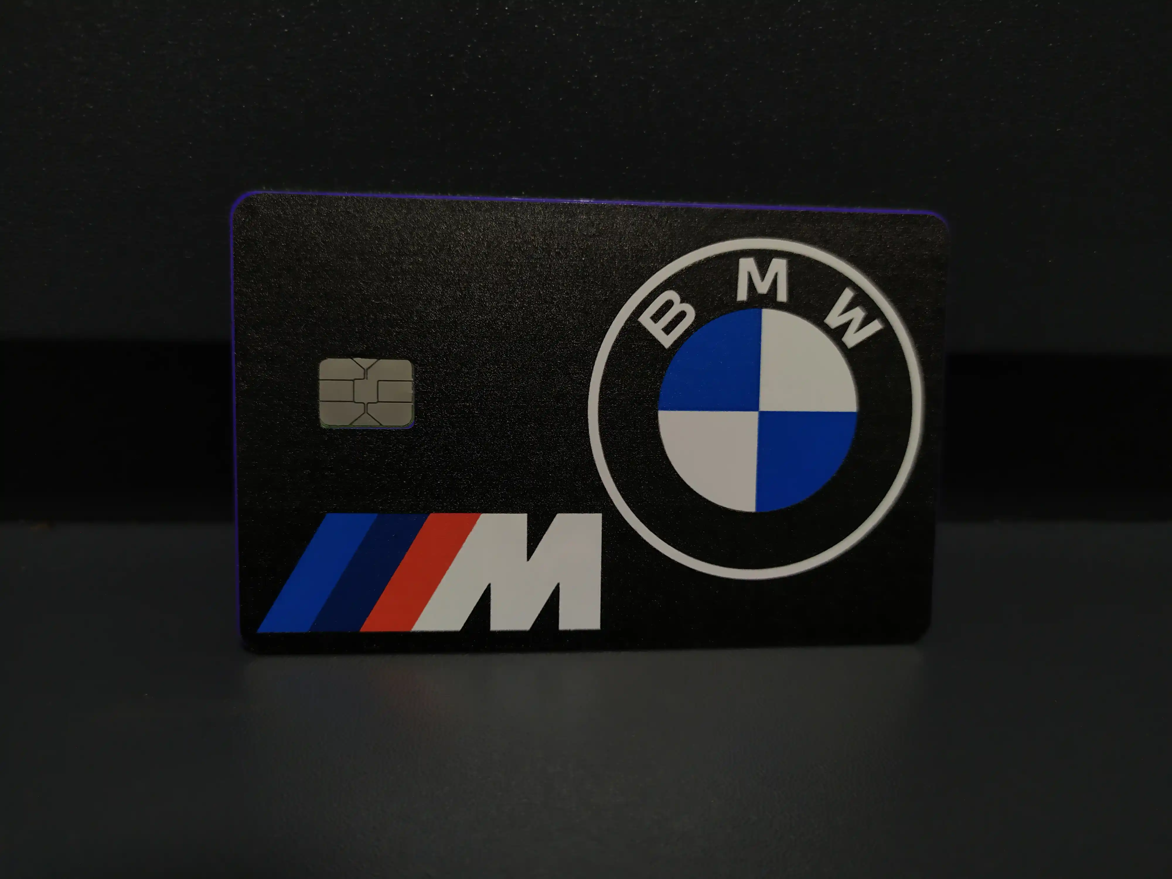 Bank va transport kartasi stikerlari