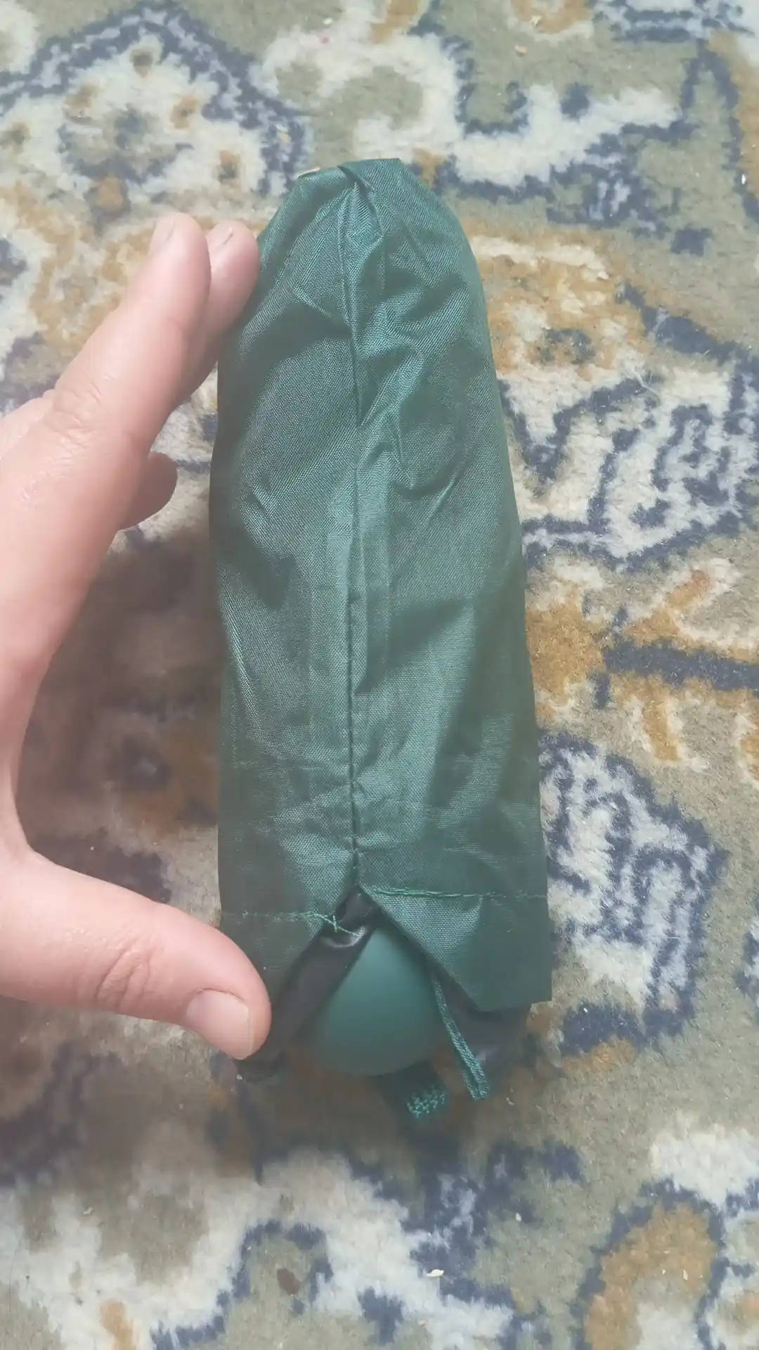Kompakt soyabon penal bilan, avtomatik yig‘ma zontik himoya qiluvchi soyabon