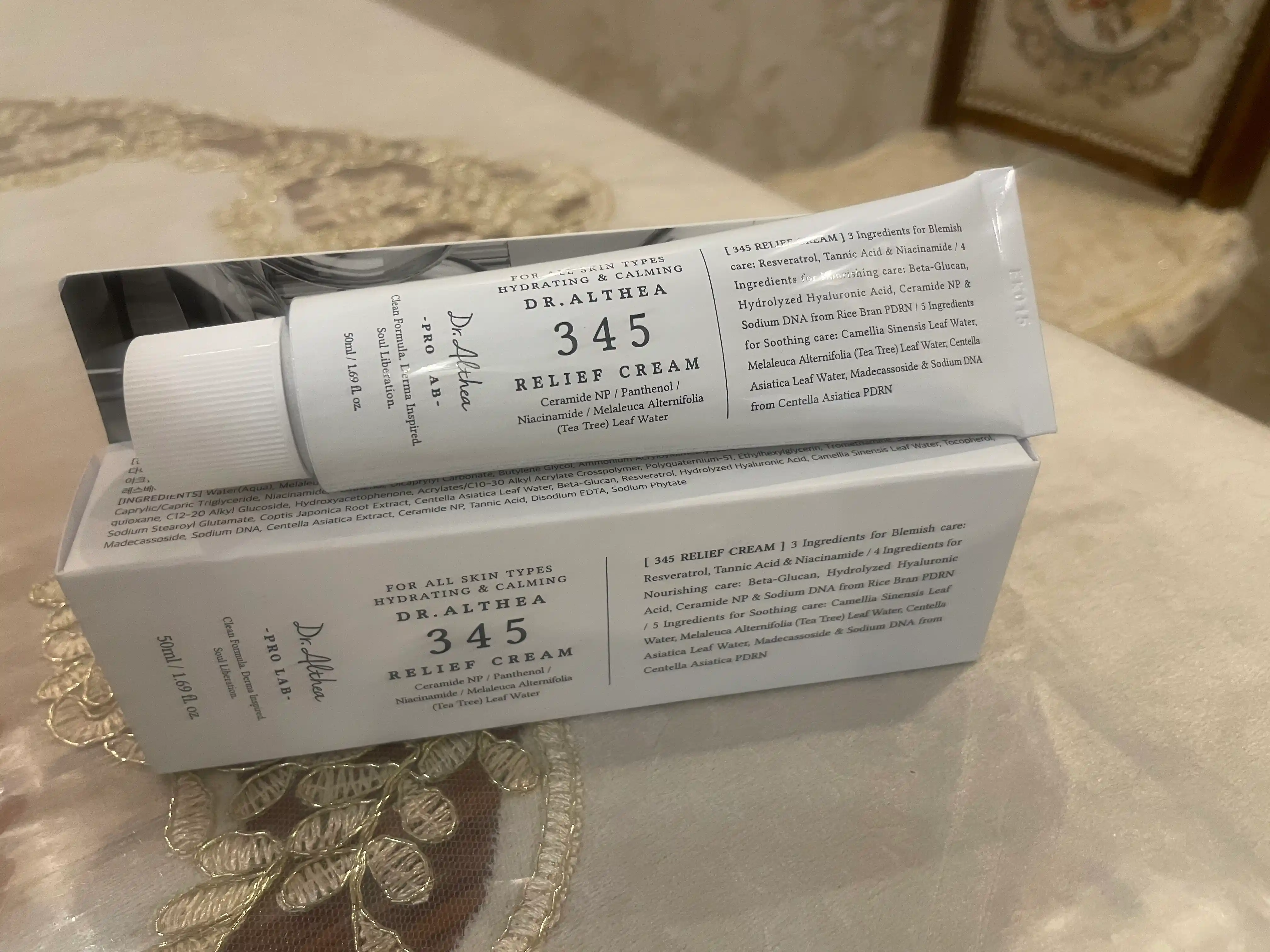 Dr. Althea 345 krem — ресвератрол, ниацинамид, Dr. Althea 147-барьерный успокаивающий крем