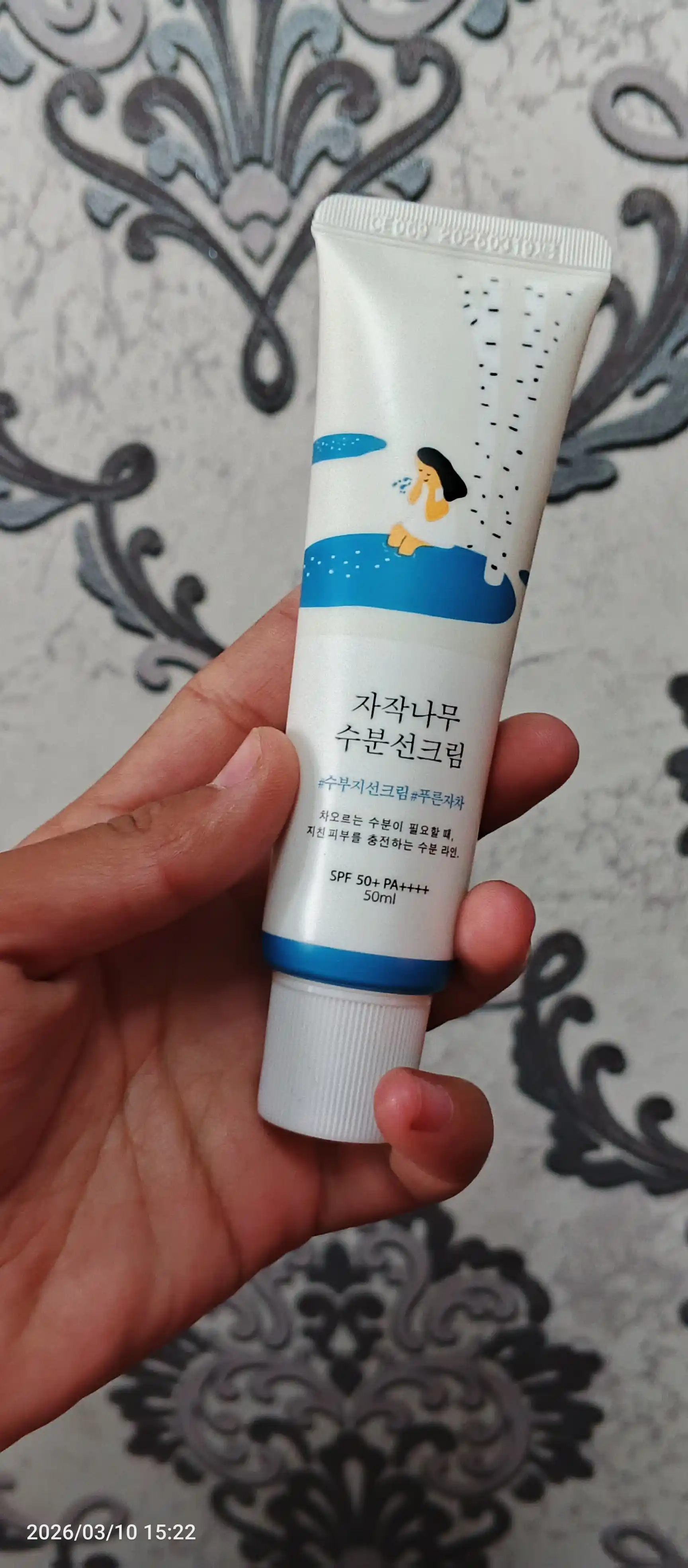 Quyoshdan himoyalovchi Round Lab Berch Juice namlovchi quyosh kremi SPF50+ PA+++, SPF krem