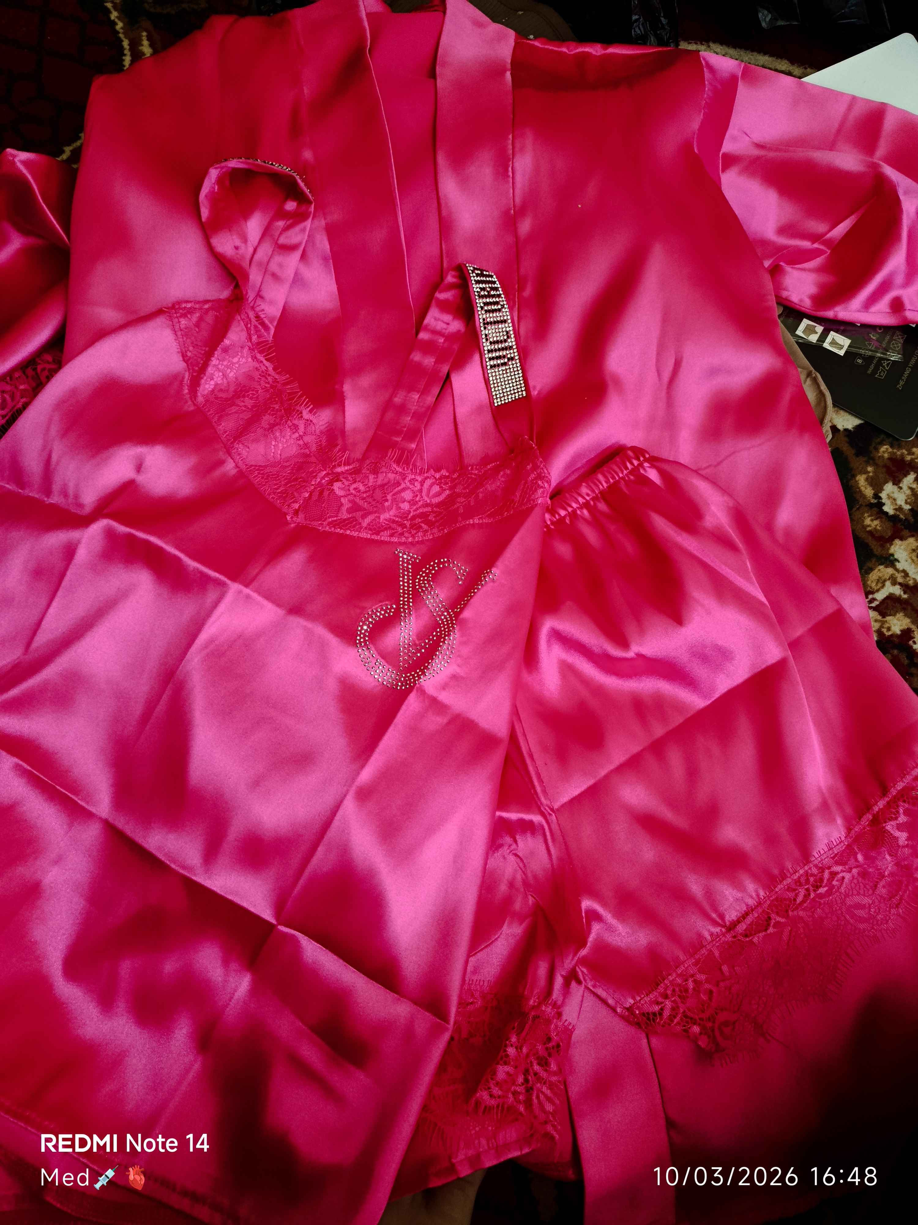 Ayollar uchun uy kiyimi, tungi kiyim, pijama va halat, nafis va qulay set S–M / 42–46
