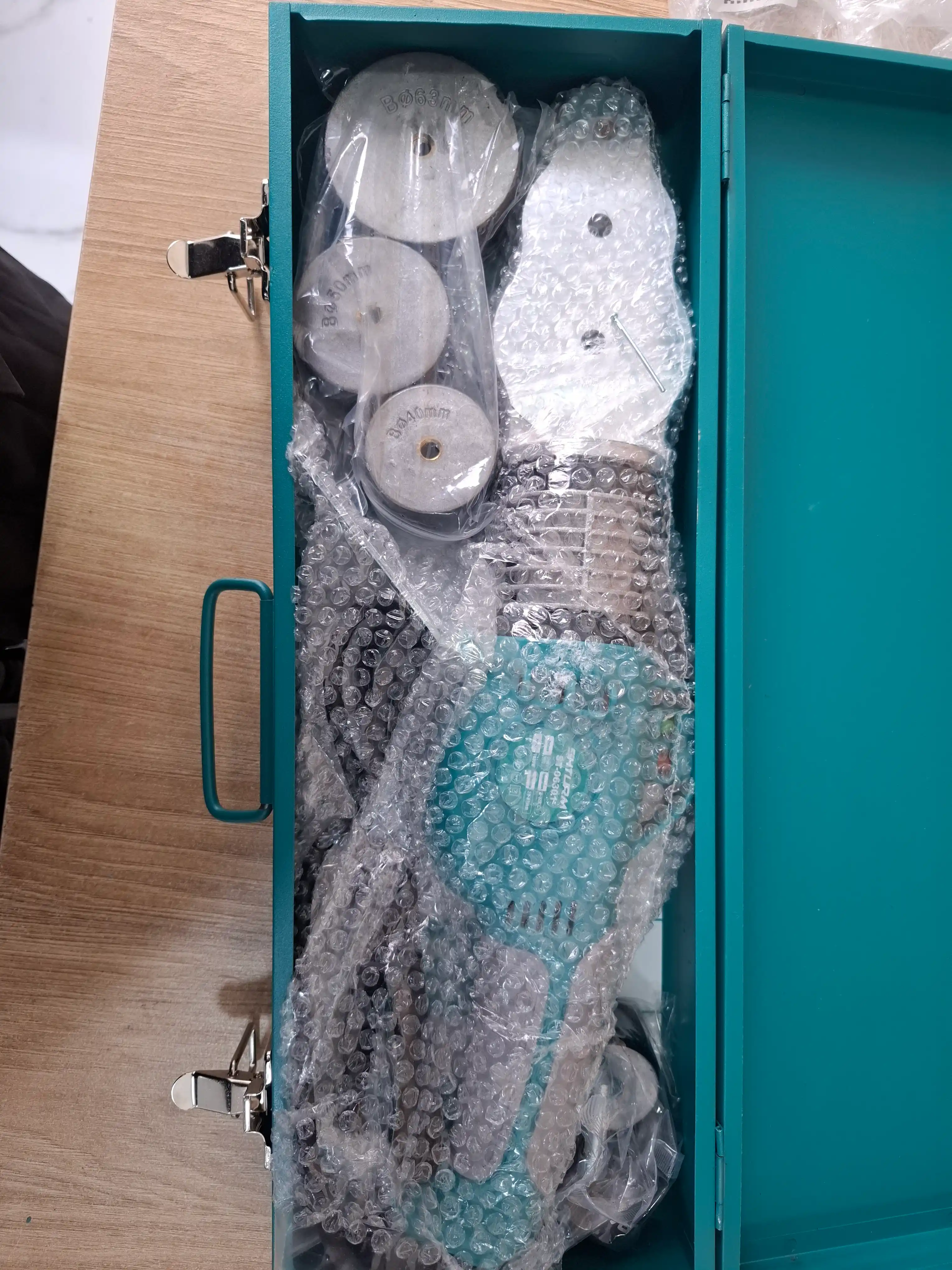 Plastik quvurlar uchun payvandlash mashinasi SHTURM