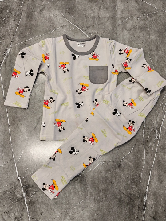 Stitch va Mickey rasimli bolalar pijamasi. Yumshoq, qulay va uyqu uchun juda mos