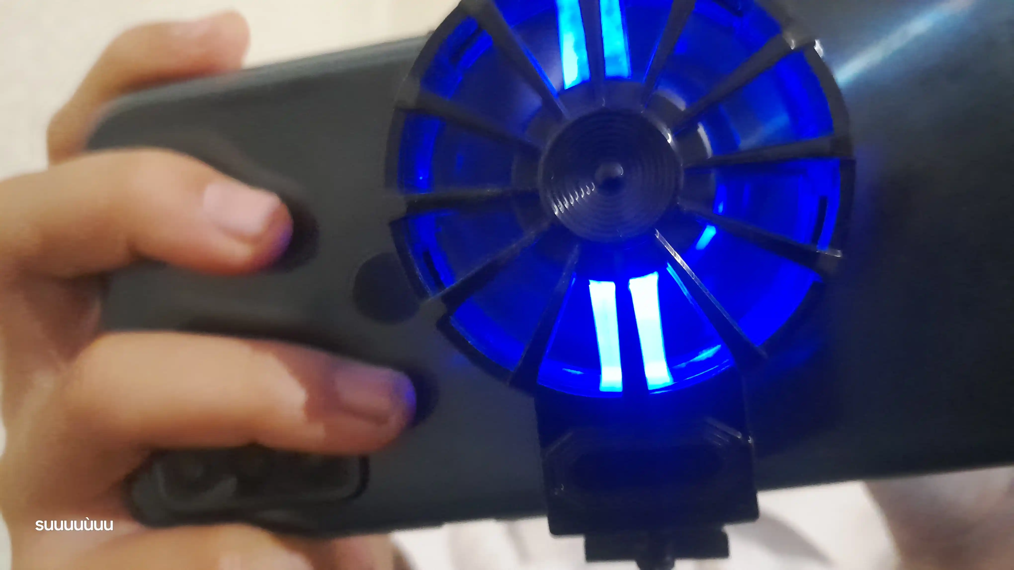 Telefon sovutgichi, PUBG va o'yinlar uchun kuler, muzlatadi -0, -15 avto