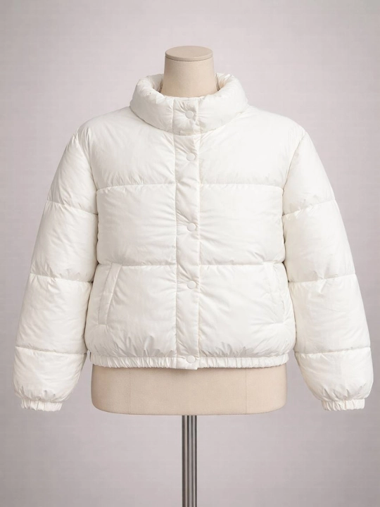 Ayollar uchun qisqa qishki puffer kurtka, issiq va yengil - 