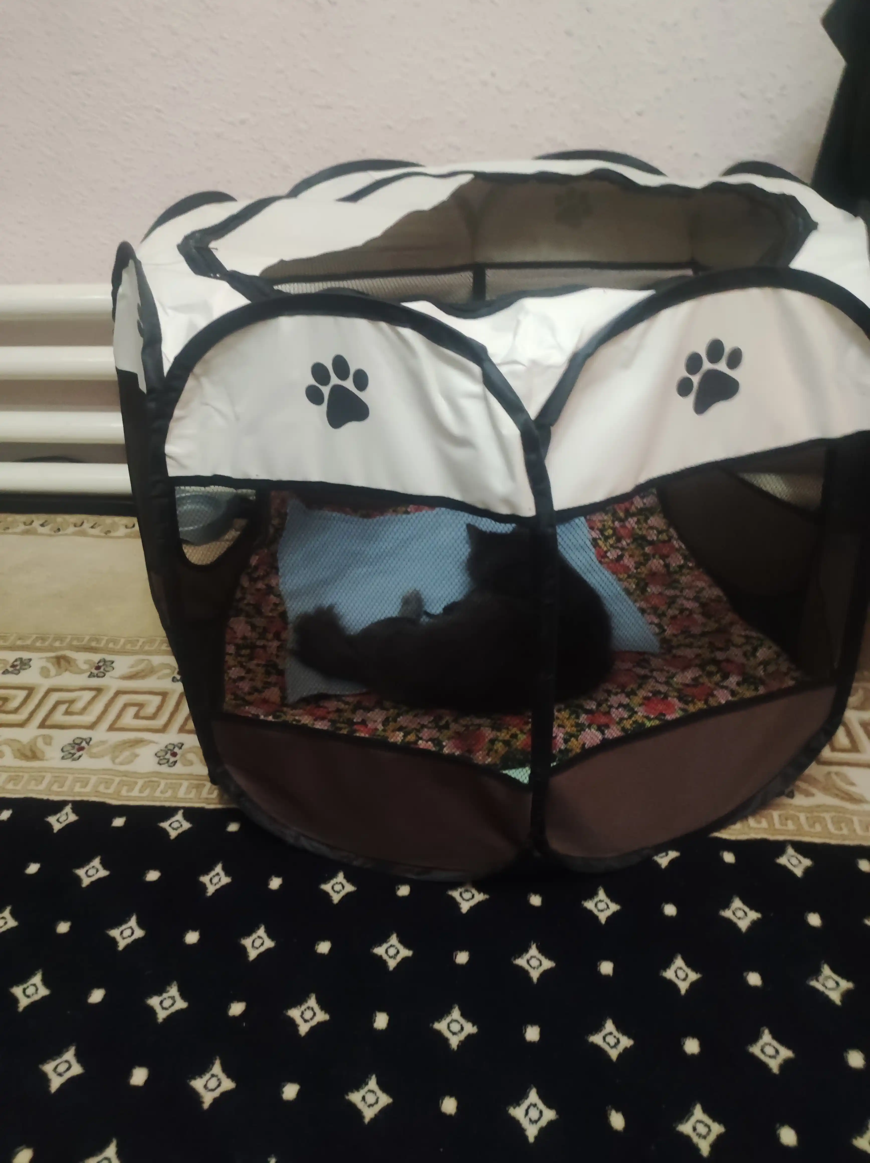 Itlar va mushuklar uchun vayer-manezh, yig‘iladigan, uy va tashqi foydalanish uchun