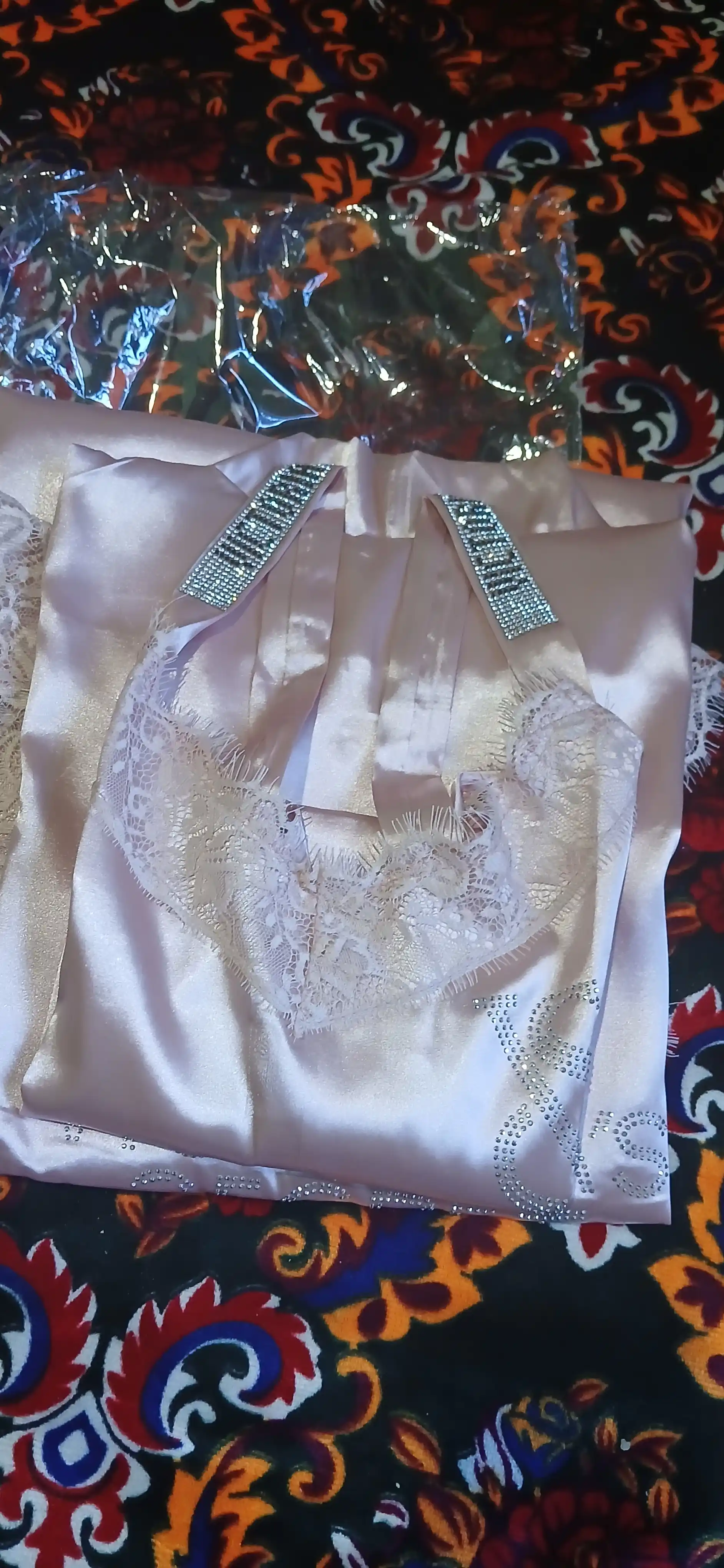Ayollar uchun uy kiyimi, tungi kiyim, pijama va halat, nafis va qulay set S–M / 42–46