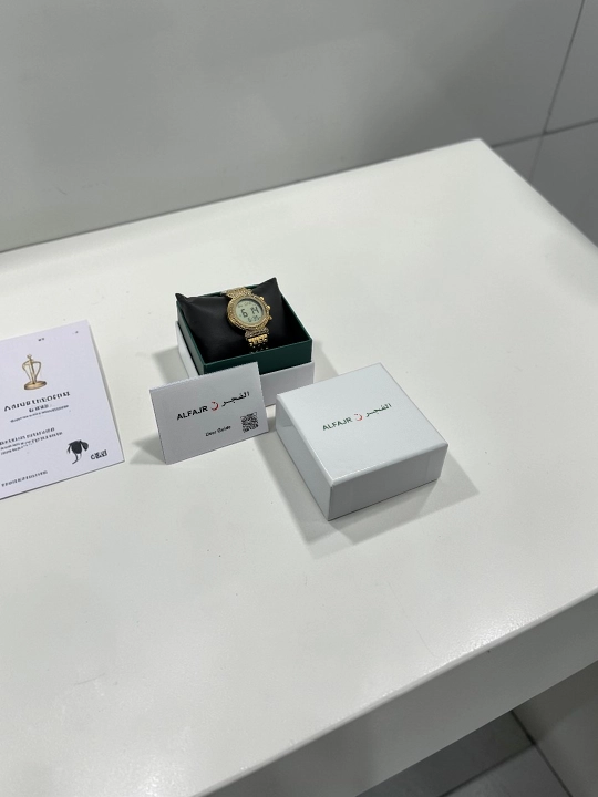 Islomiy elektron soat – namoz vaqtlarini ko‘rsatadigan qo‘l soati