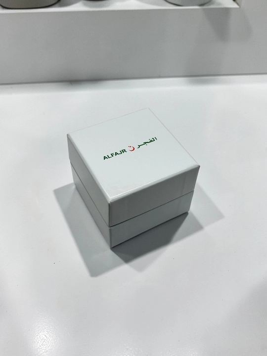 Islomiy elektron soat – namoz vaqtlarini ko‘rsatadigan qo‘l soati