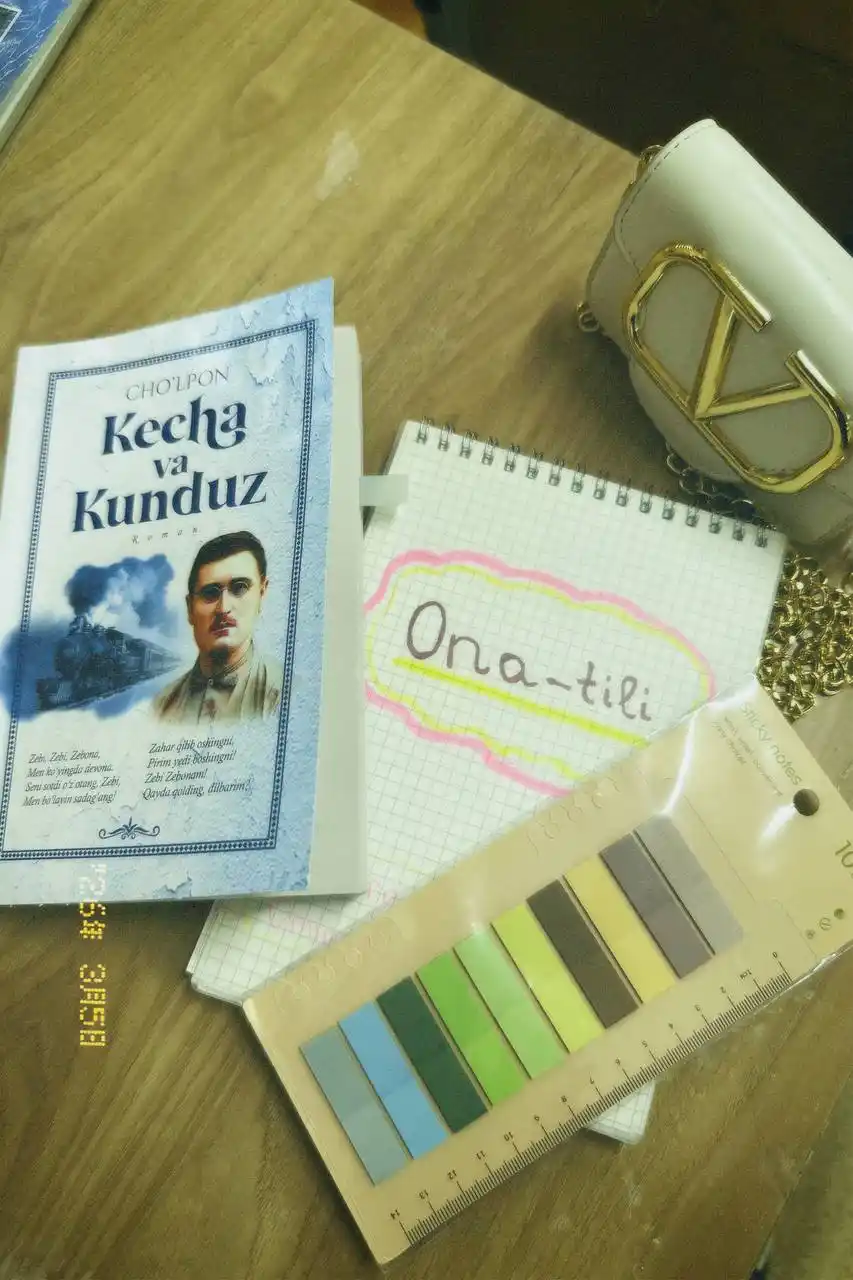 Kecha va kunduz, O‘tkan kunlar, Mehrobdan chayon, Zulmat ichra nur — adabiy asarlar