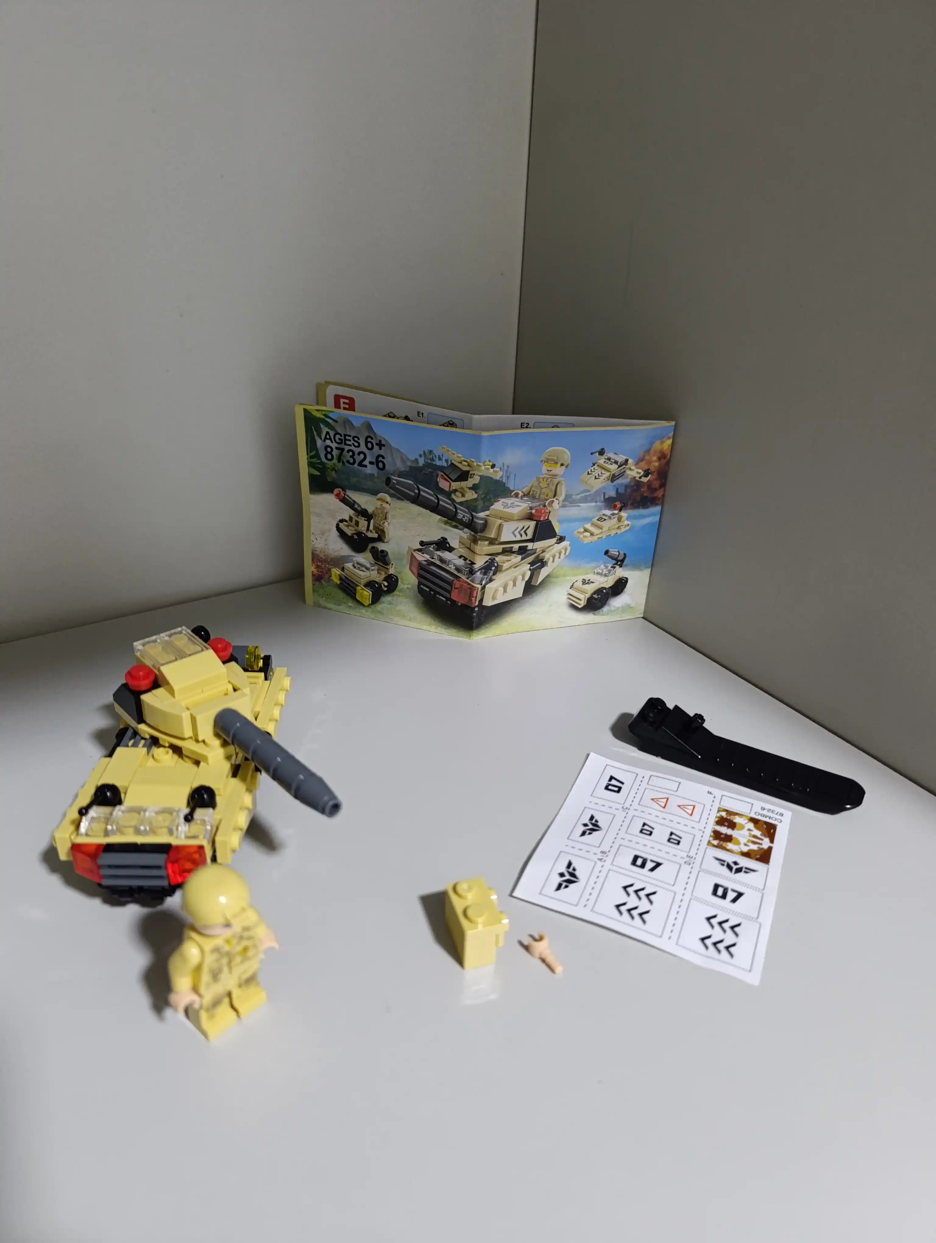 Конструкторы 6 в 1: "Спасательная и Военная техника" совместим с Lego