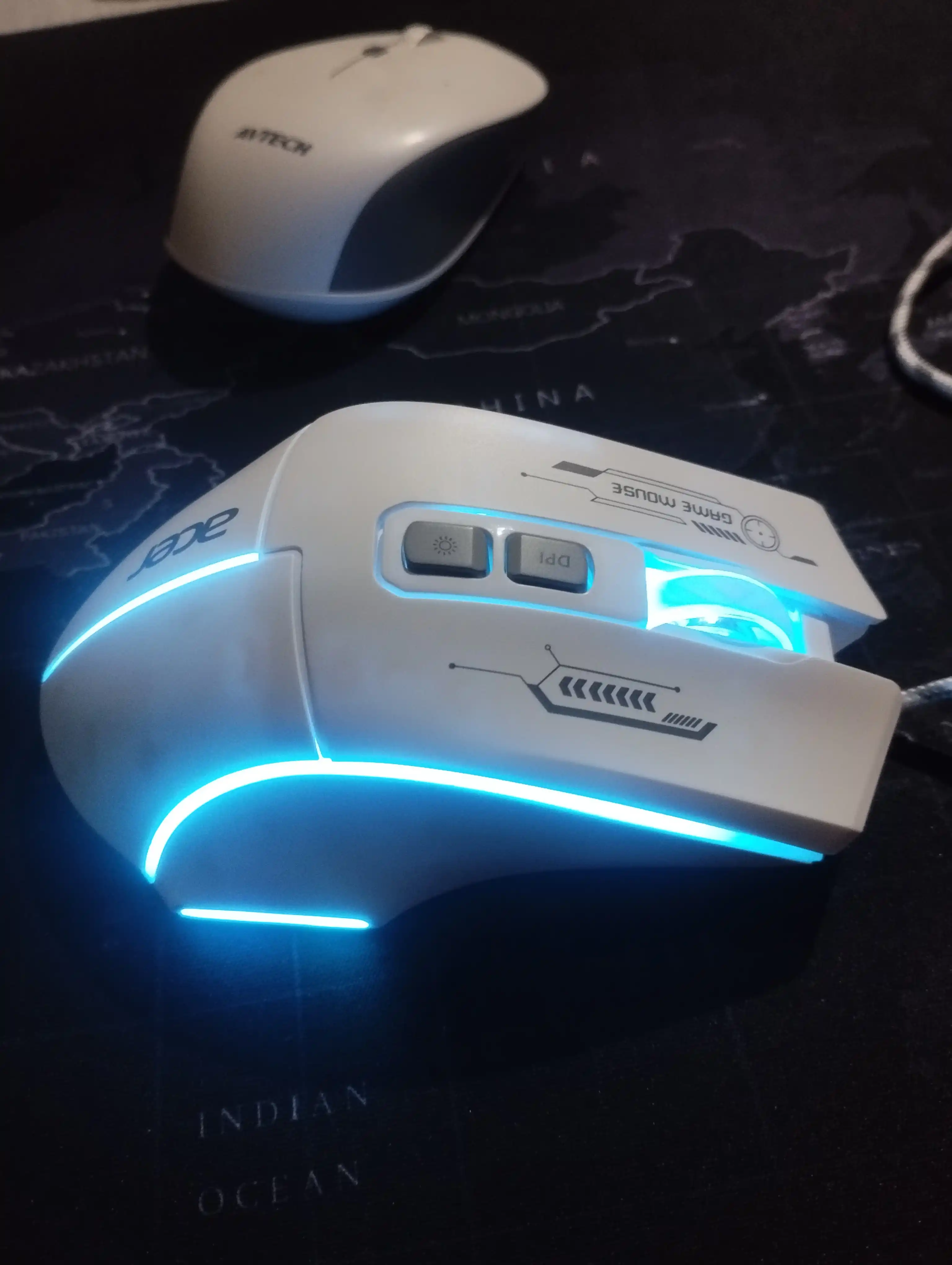 Игровая мышь Acer OMW950 RGB 7200 DPI — точность, скорость и полный контроль