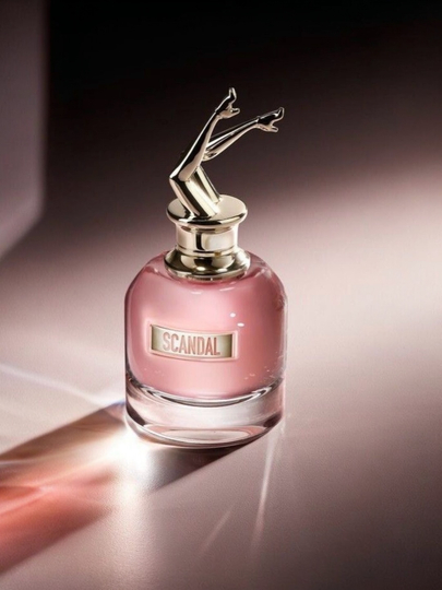 Ayollar uchun gullar iforli SCANDAL parfum suvi 100 ml