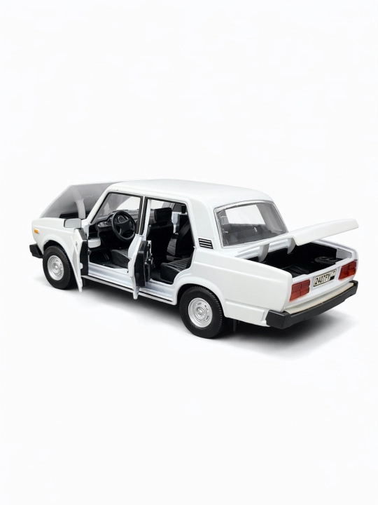 Jiguli 2107 avtomobil suveniri – retro kolleksion model mashina, metaldan yasalgan