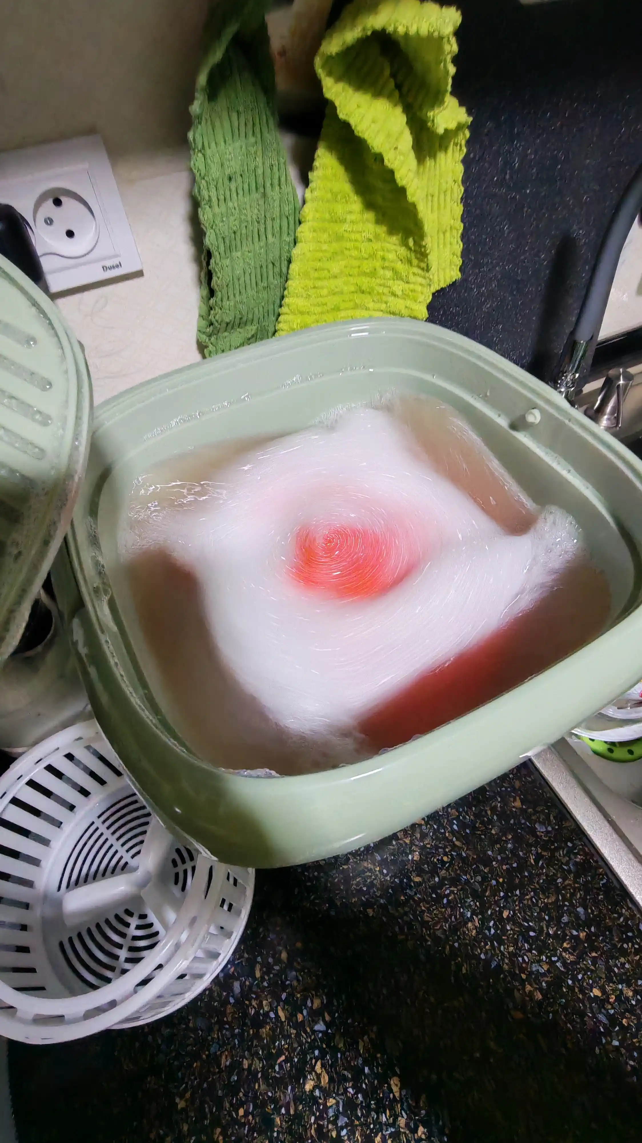 Mini-kir yuvish mashinasi, portativ, yig'ma, 4,5 litr