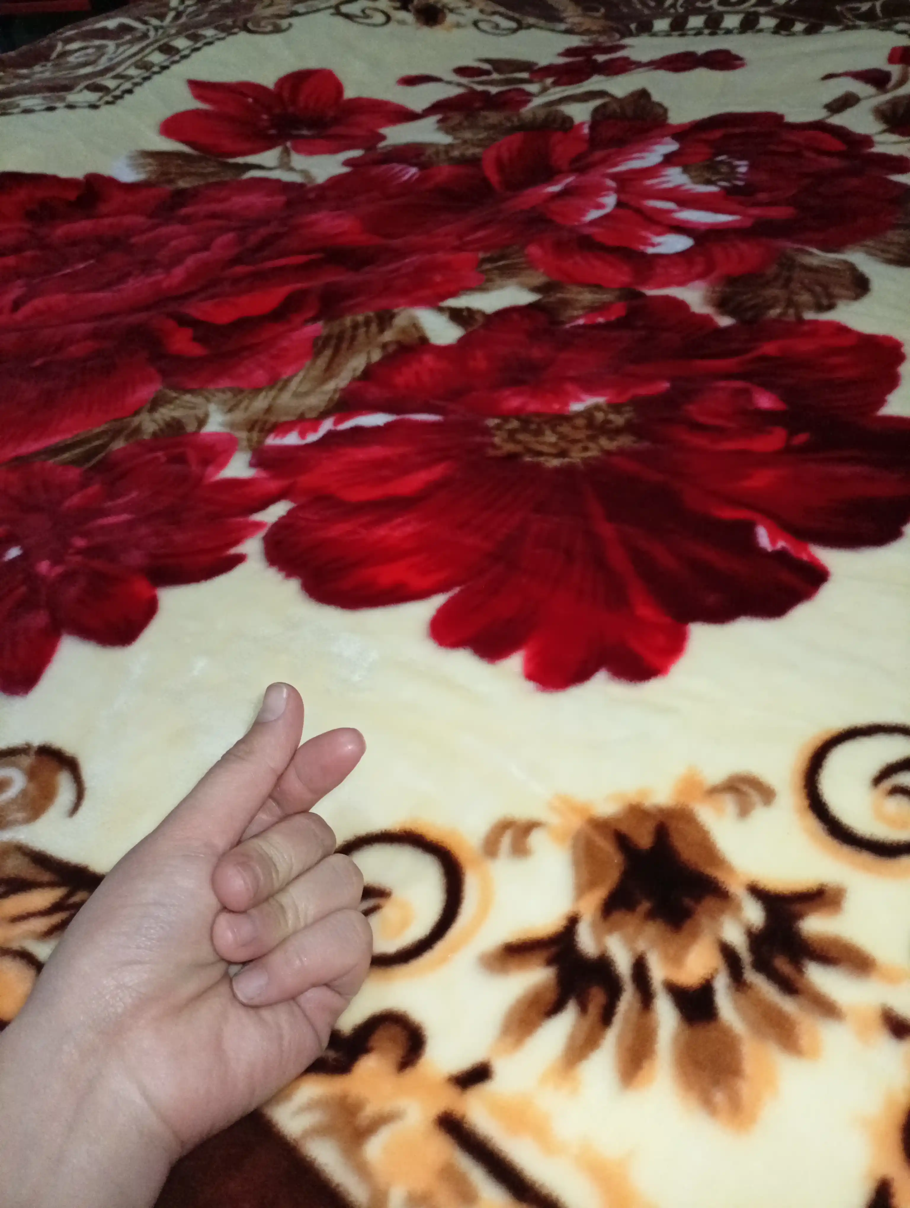 Velsoft pled 200×230 sm — yumshoq, zamonaviy dizayn, vazni 2,5 kg
