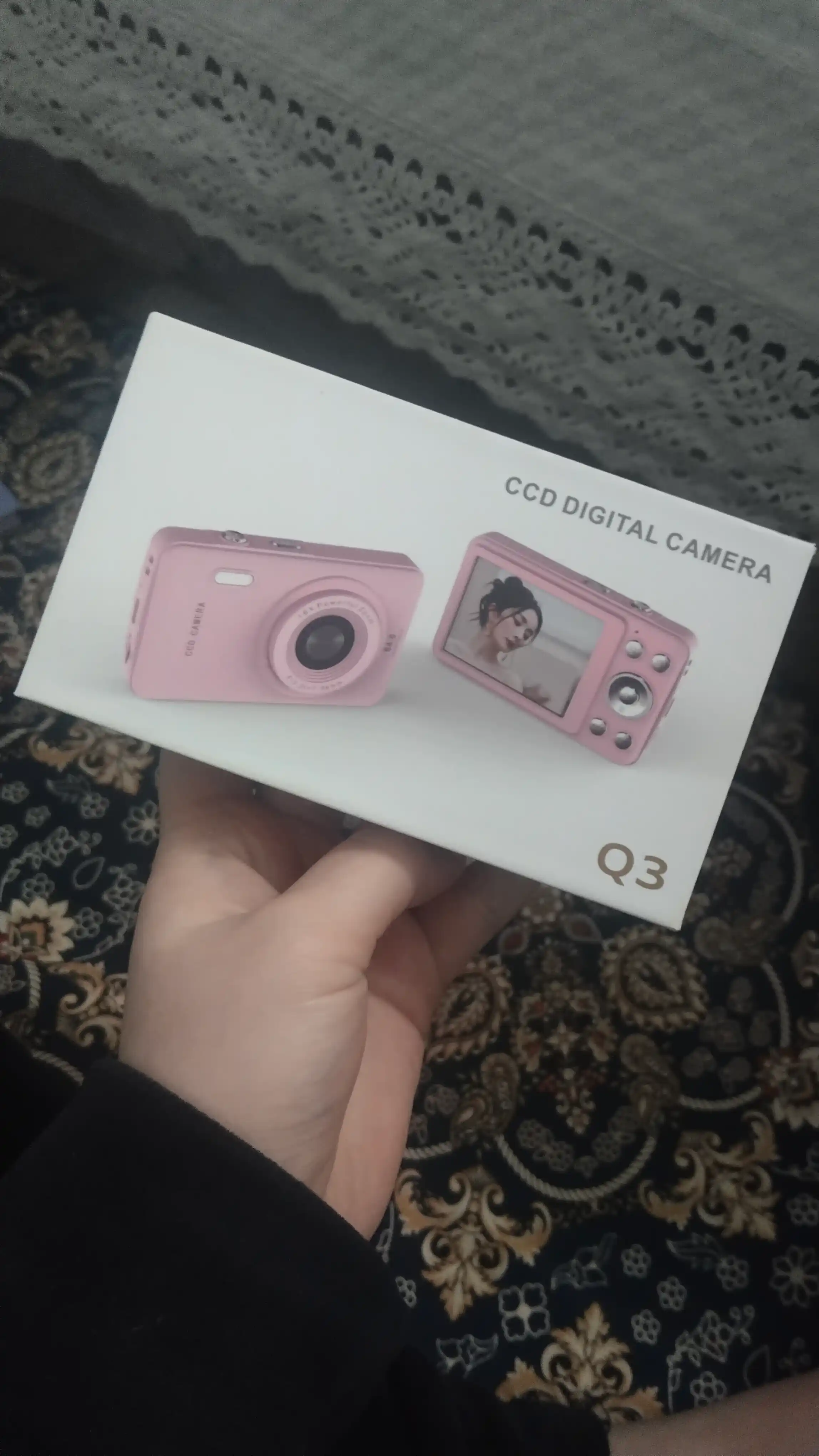 Raqamli ixcham fotoapparat displeyli,  zumli, chaqnoqli va xotira kartali mini kamera