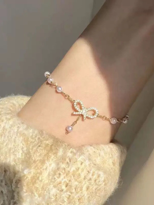 Изысканный и красивый браслет для девушек