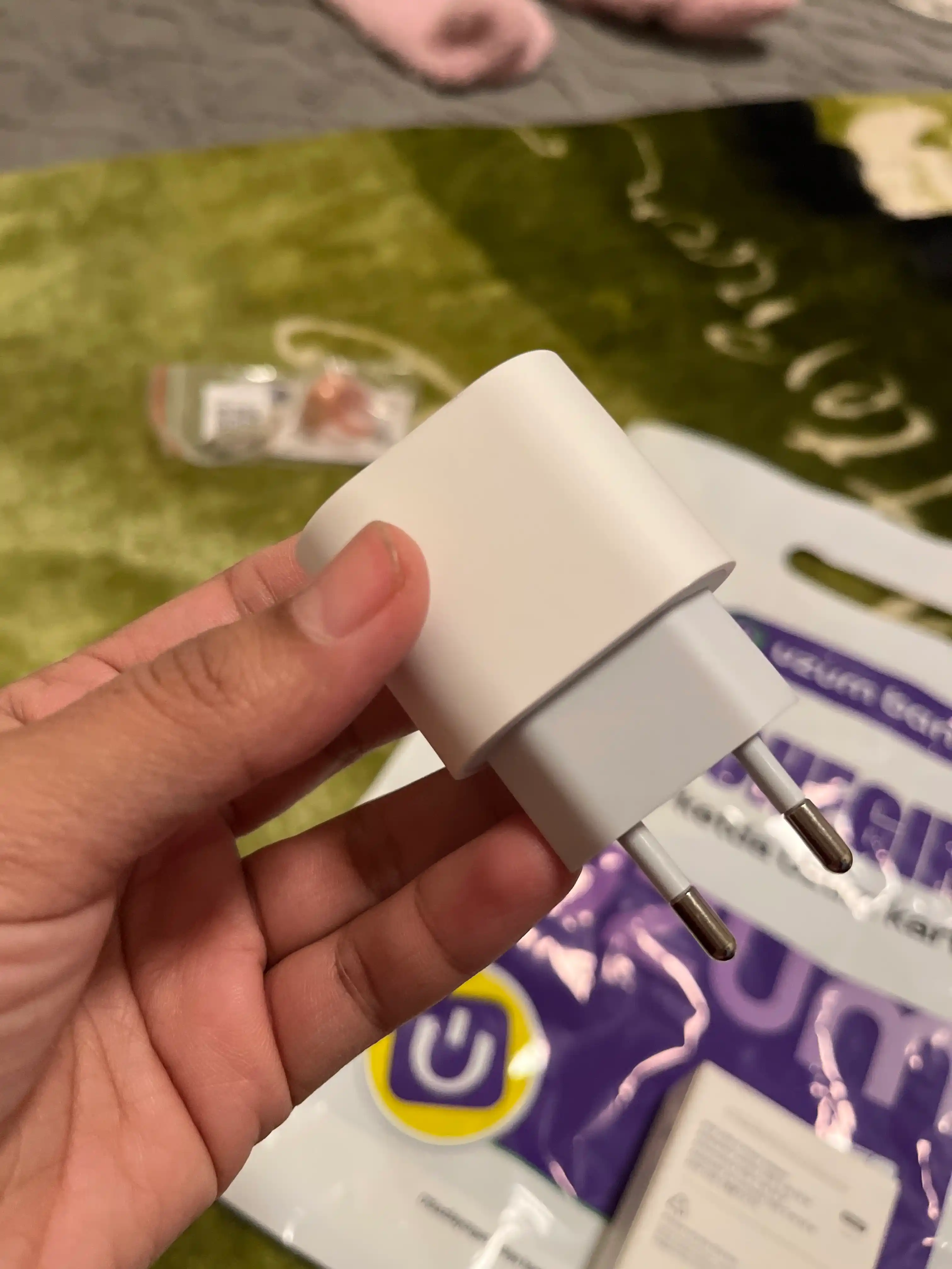 Зарядка для iPhone 20W быстрое зарядное устройство USB-C iPhone 11 ,12,13,14,15,16,17