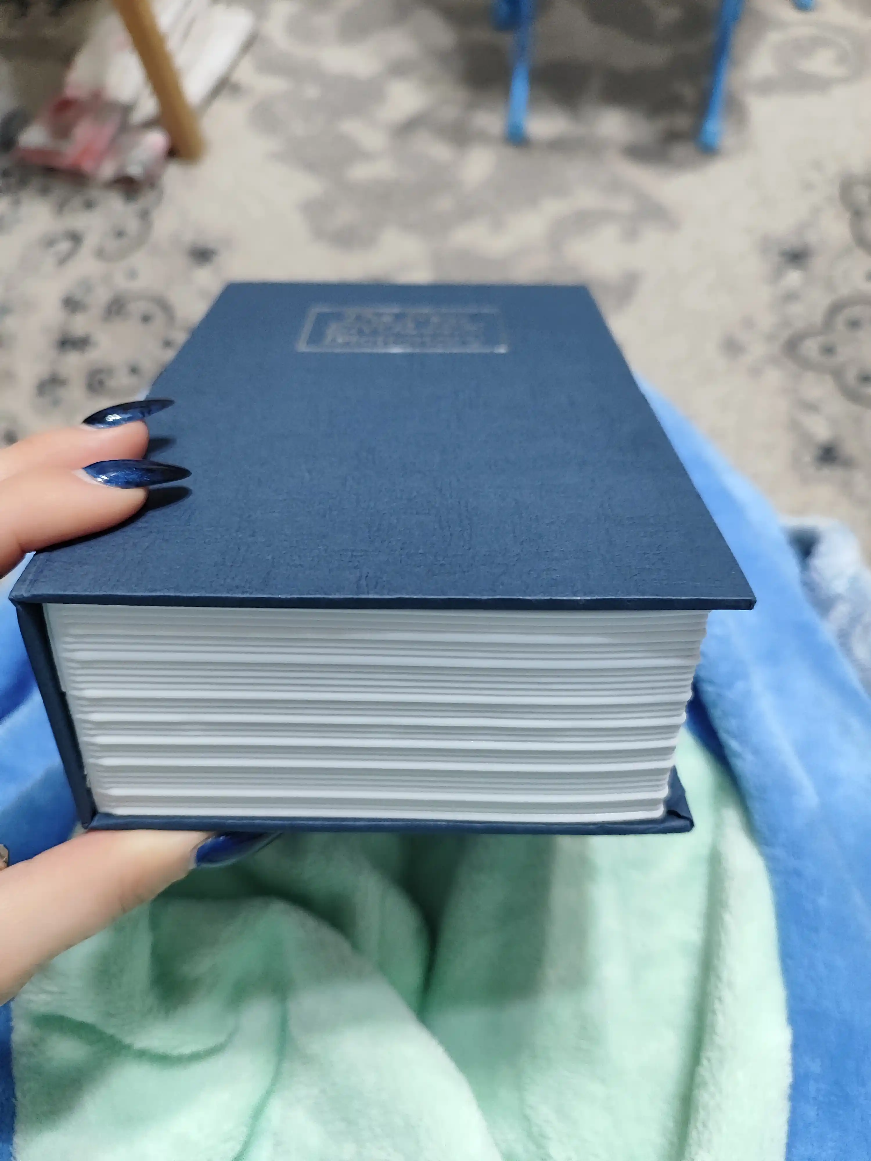 Сейф в виде книги, в разных размерах