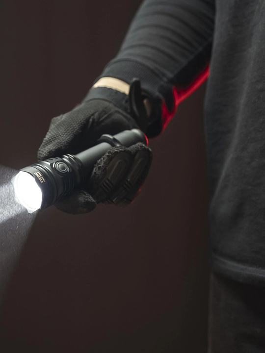 Тактический фонарь Armytek Viking Pro Max (холодный луч)