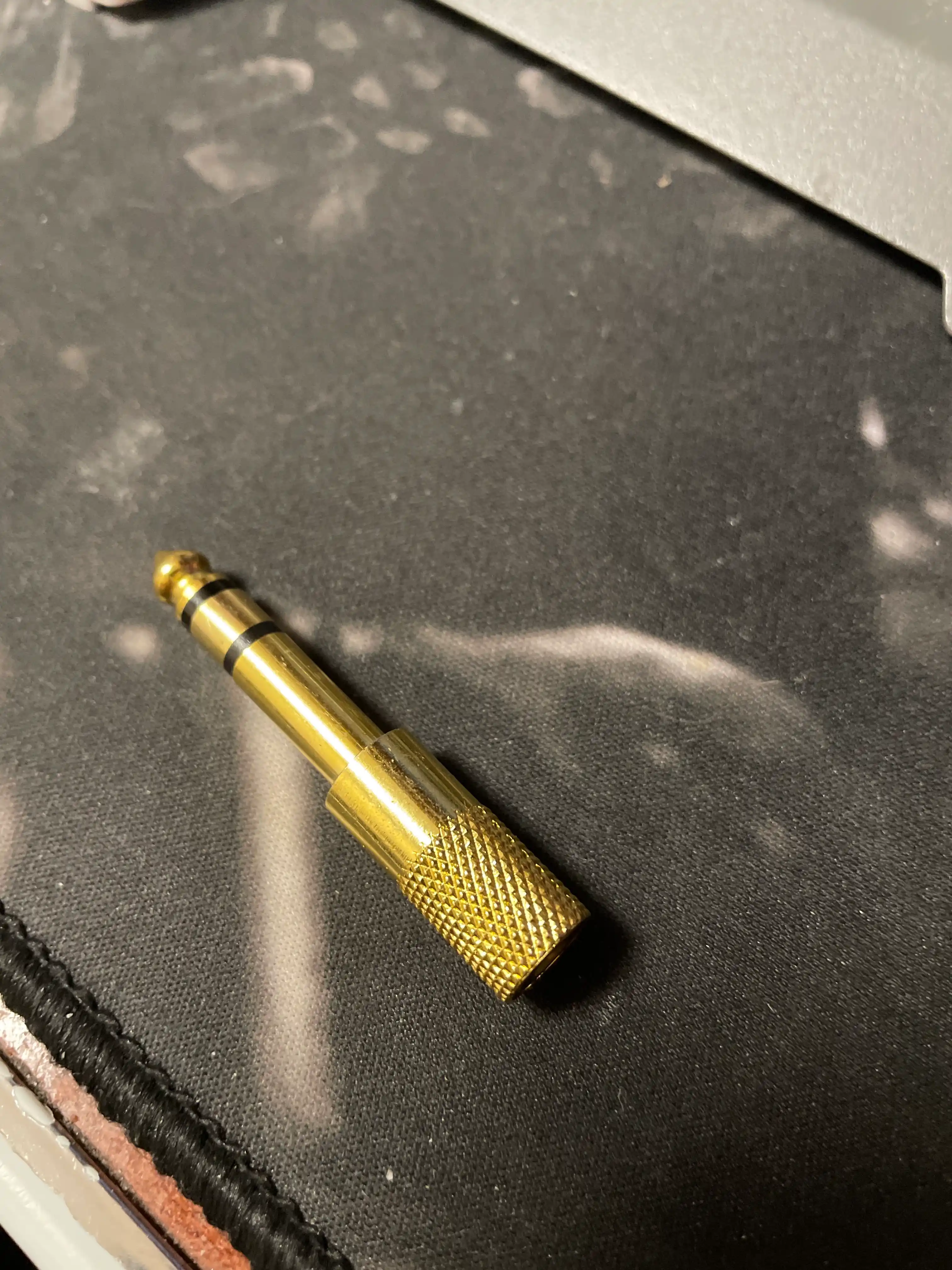 🎧 3.5 mm (Mini Jack) → 6.3 mm (Jack) stereo adapter